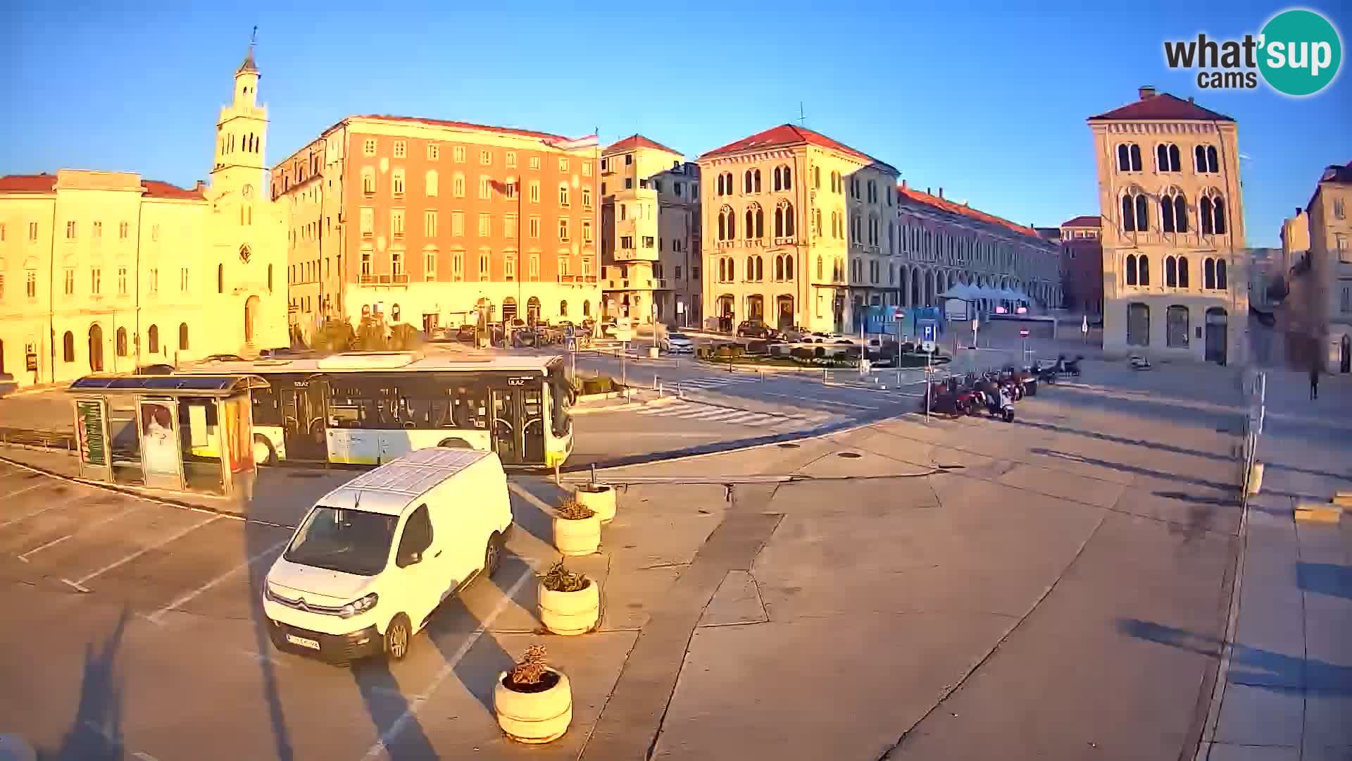 Webcam Split Riva – Prokurative | Plaza de la República