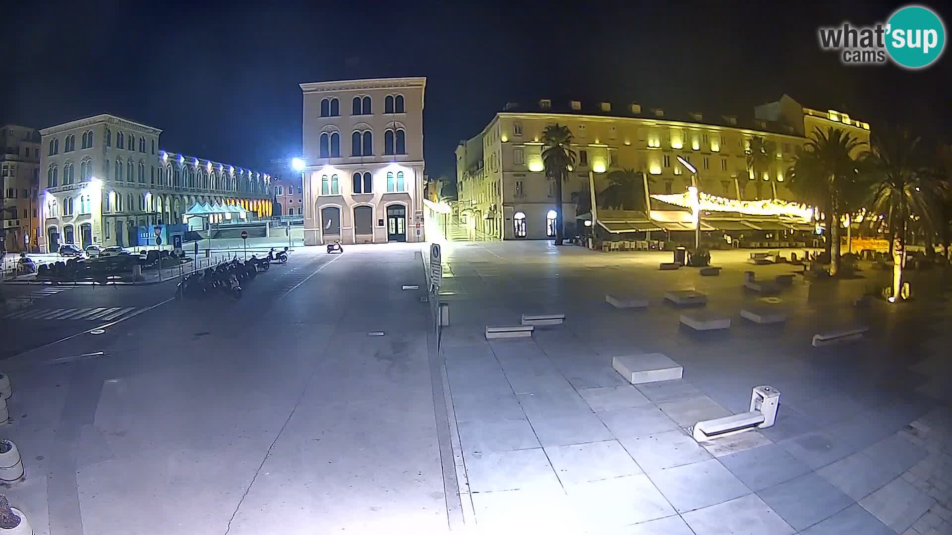 Webcam Split Riva – Prokurative | Trg Republike