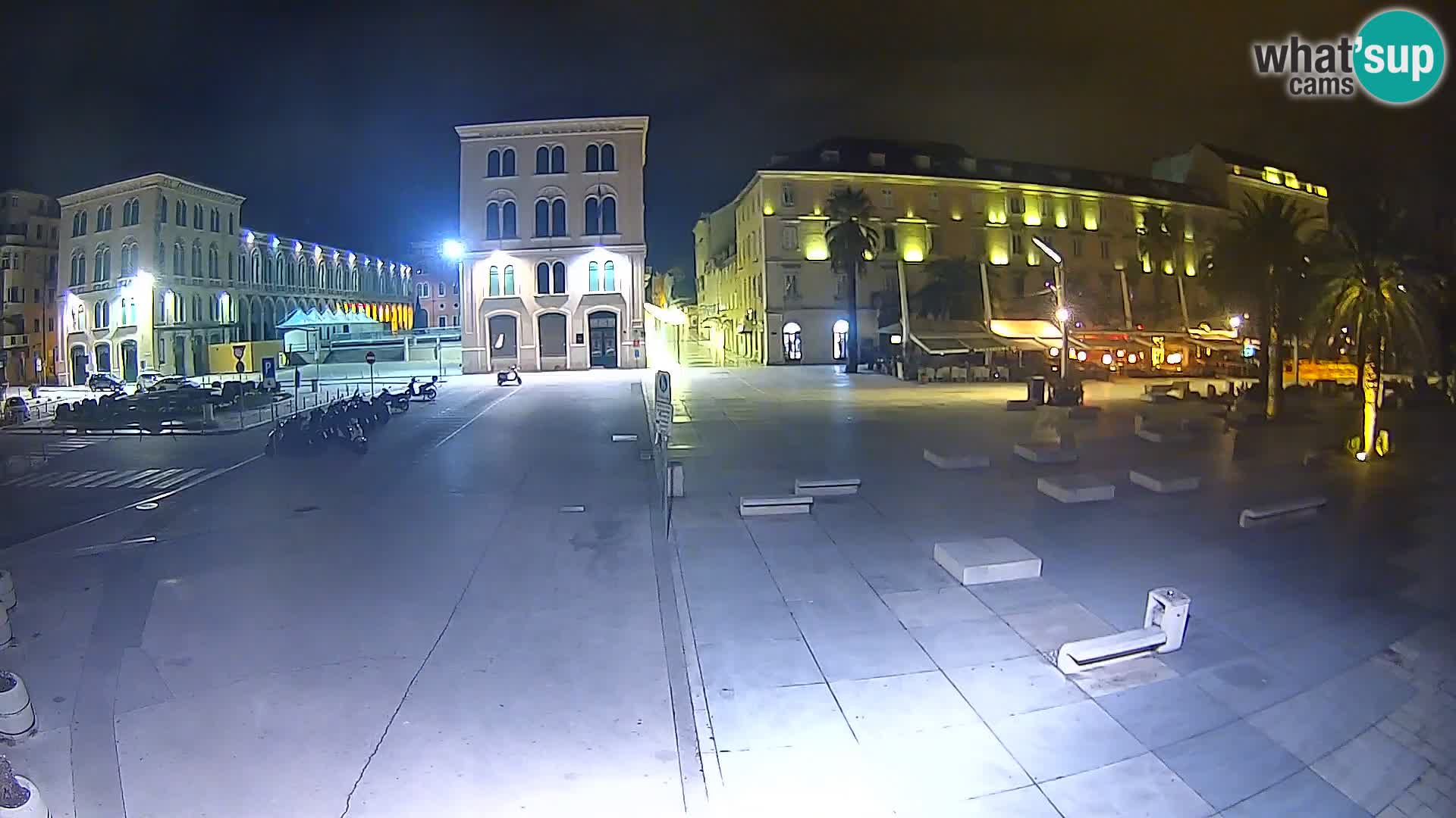 Webcam Split Riva – Prokurative | Trg Republike