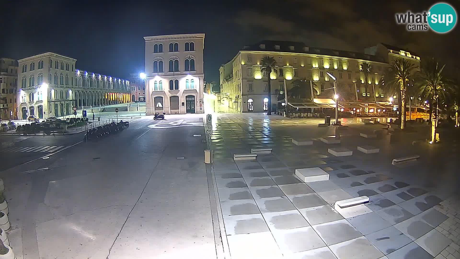 Webcam Split Riva – Prokurative | Trg Republike