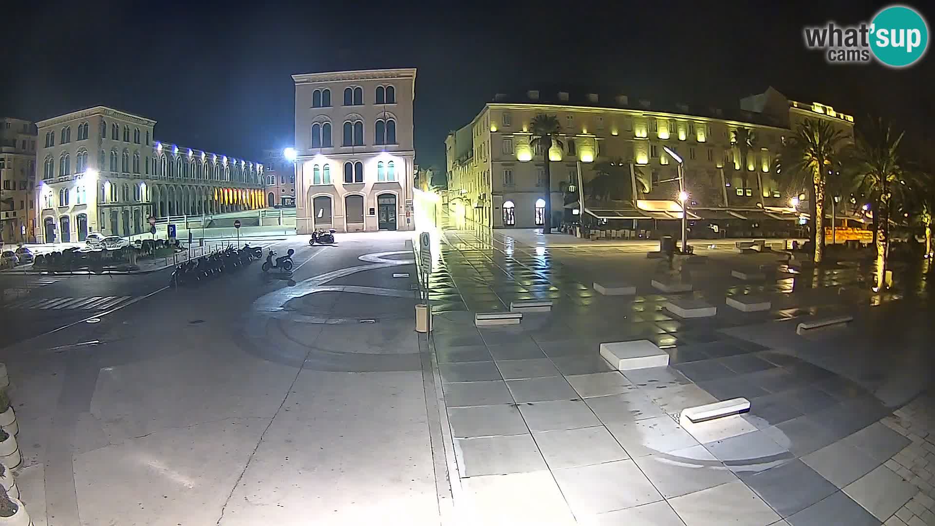 Webcam Split Riva – Prokurative | Trg Republike