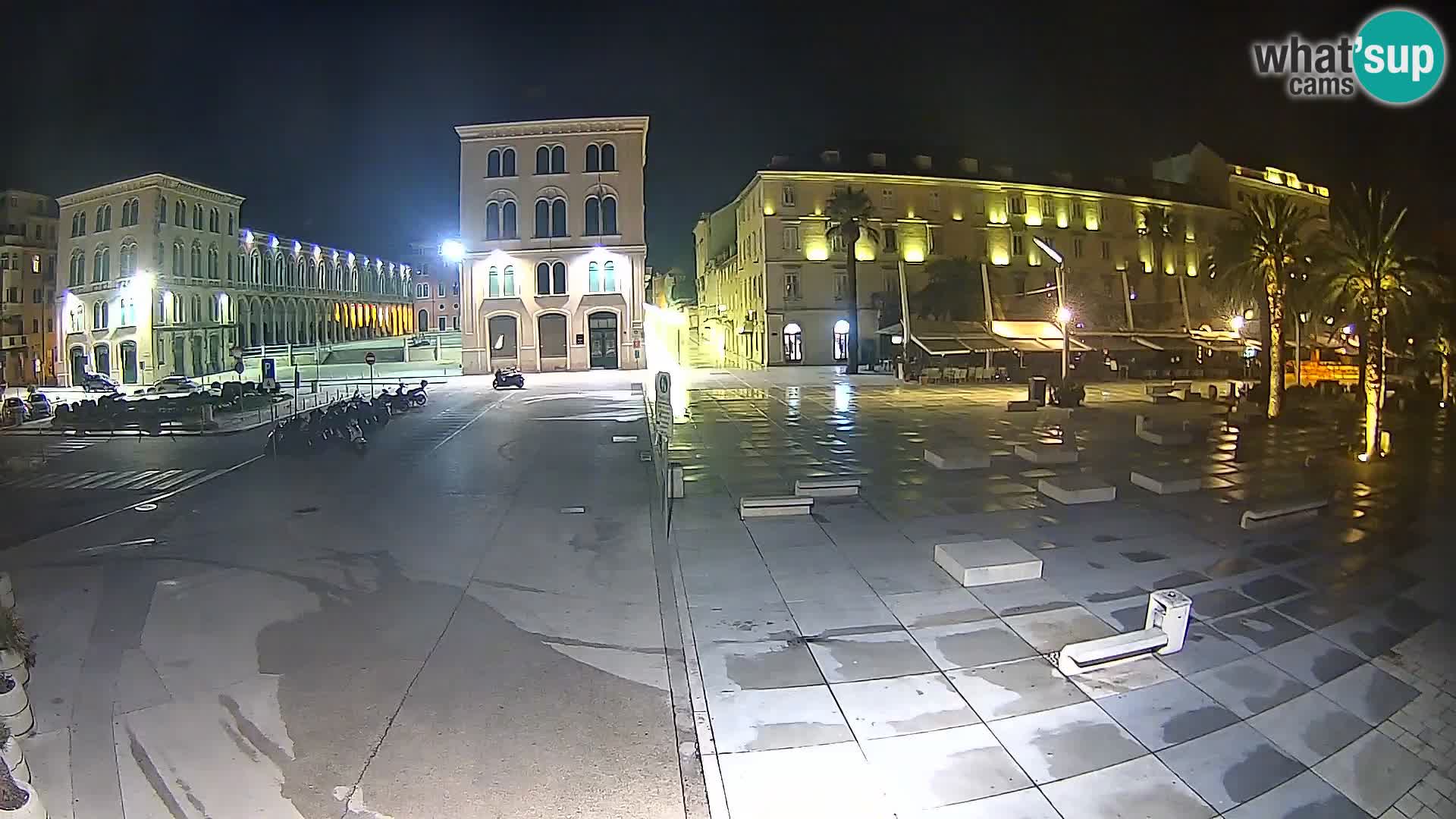 Webcam Split Riva – Prokurative | Trg Republike