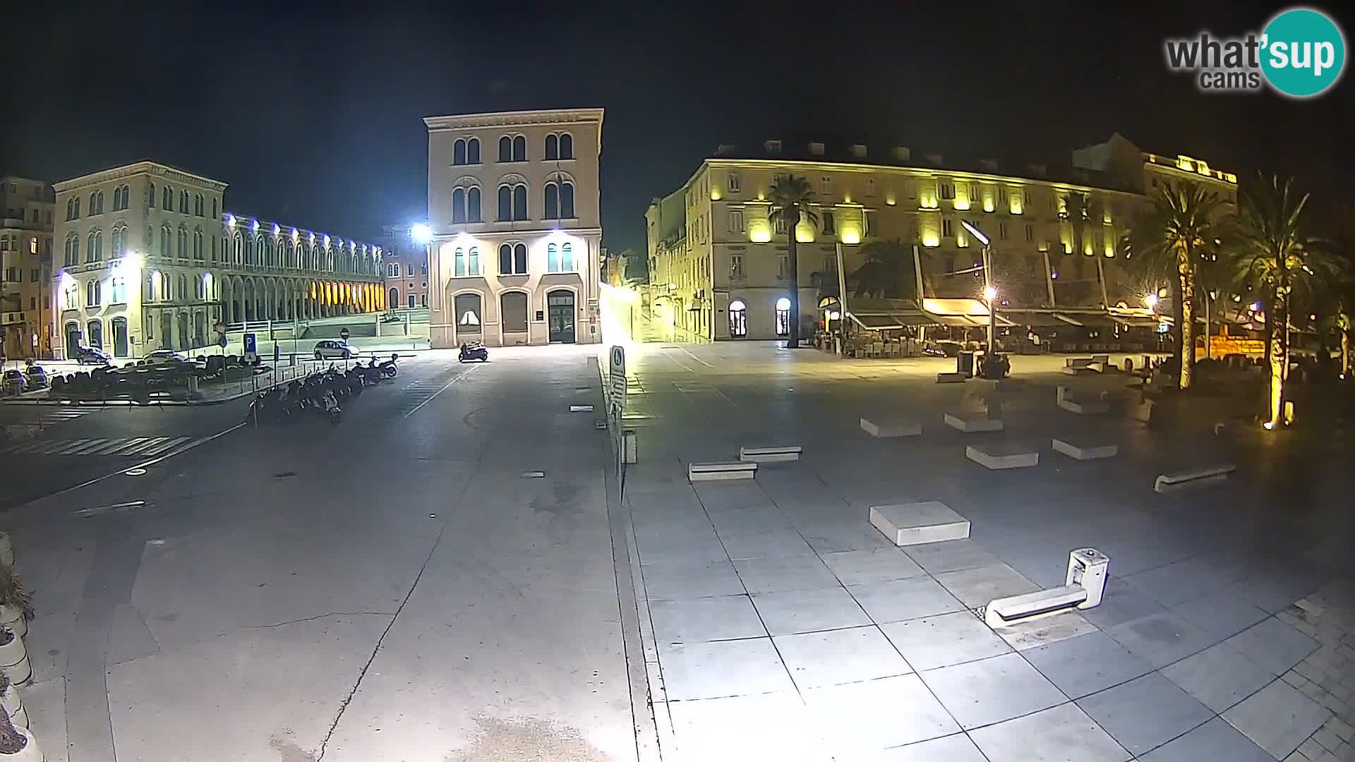 Webcam Split Riva – Prokurative | Trg Republike