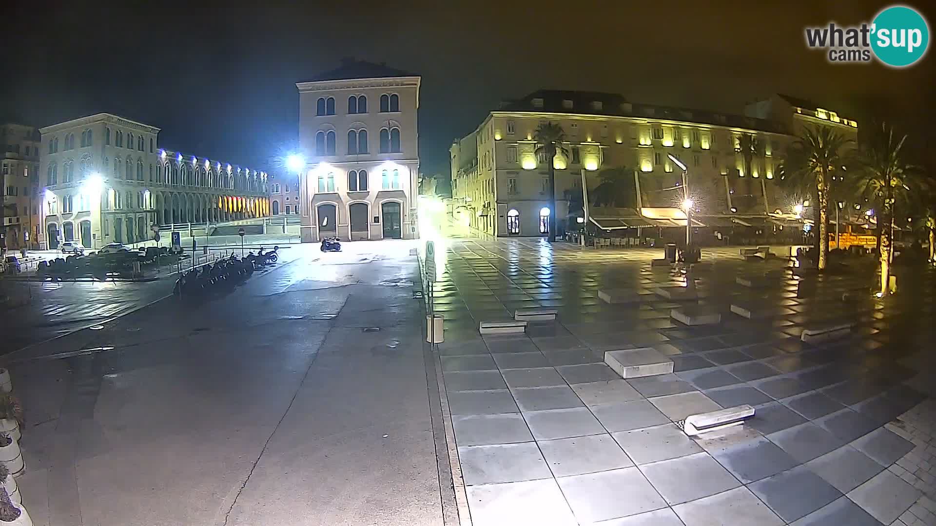 Webcam Split Riva – Prokurative | Trg Republike