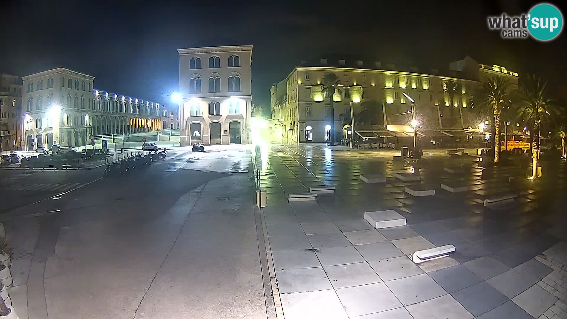 Webcam Split Riva – Prokurative | Trg Republike