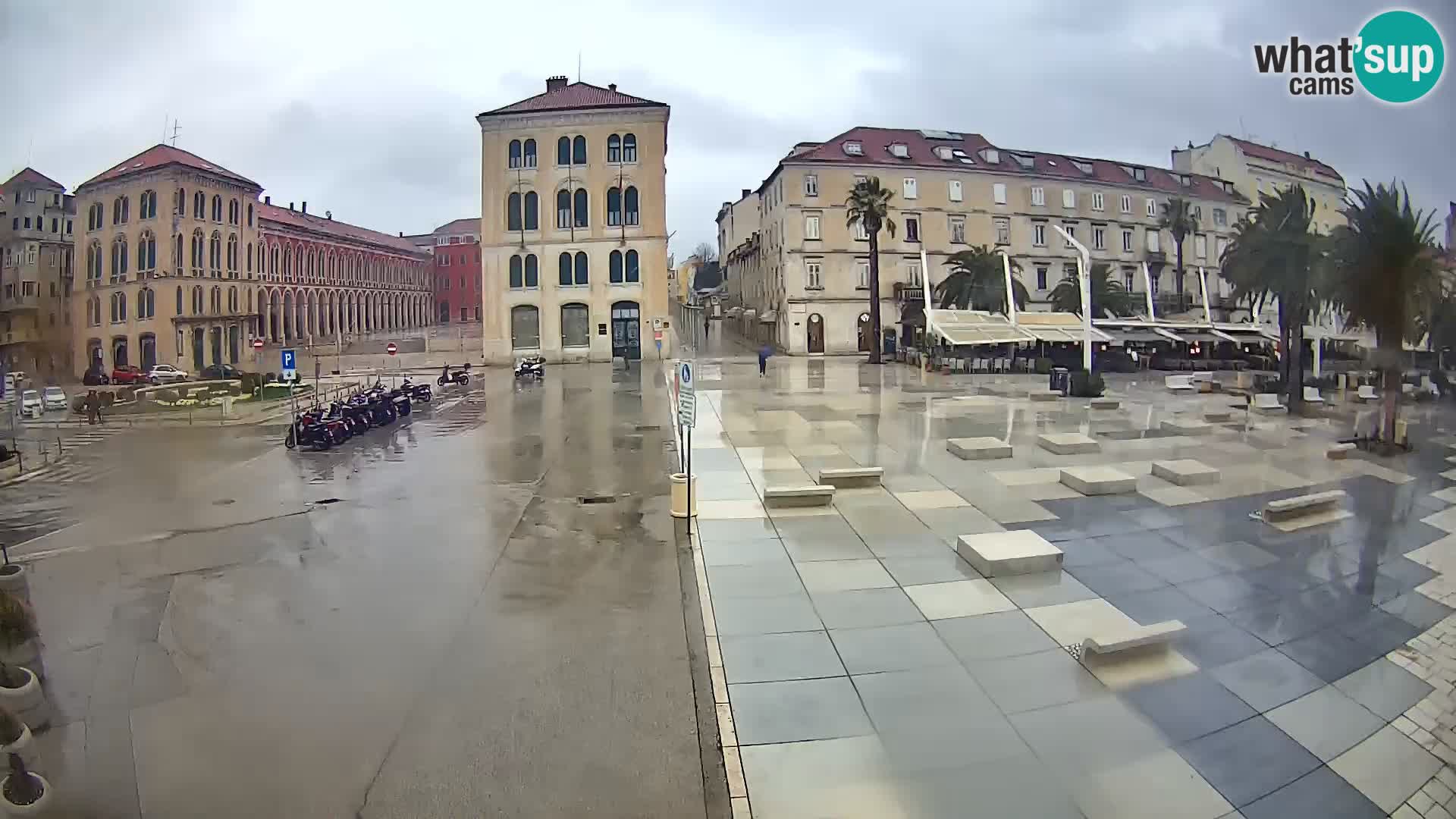Webcam Split Riva – Prokurative | Trg Republike