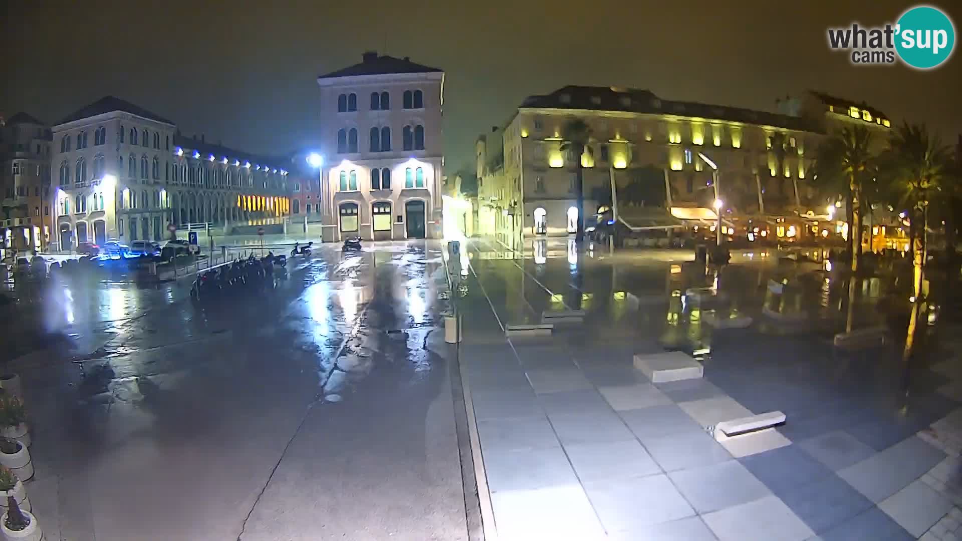 Webcam Split Riva – Prokurative | Trg Republike