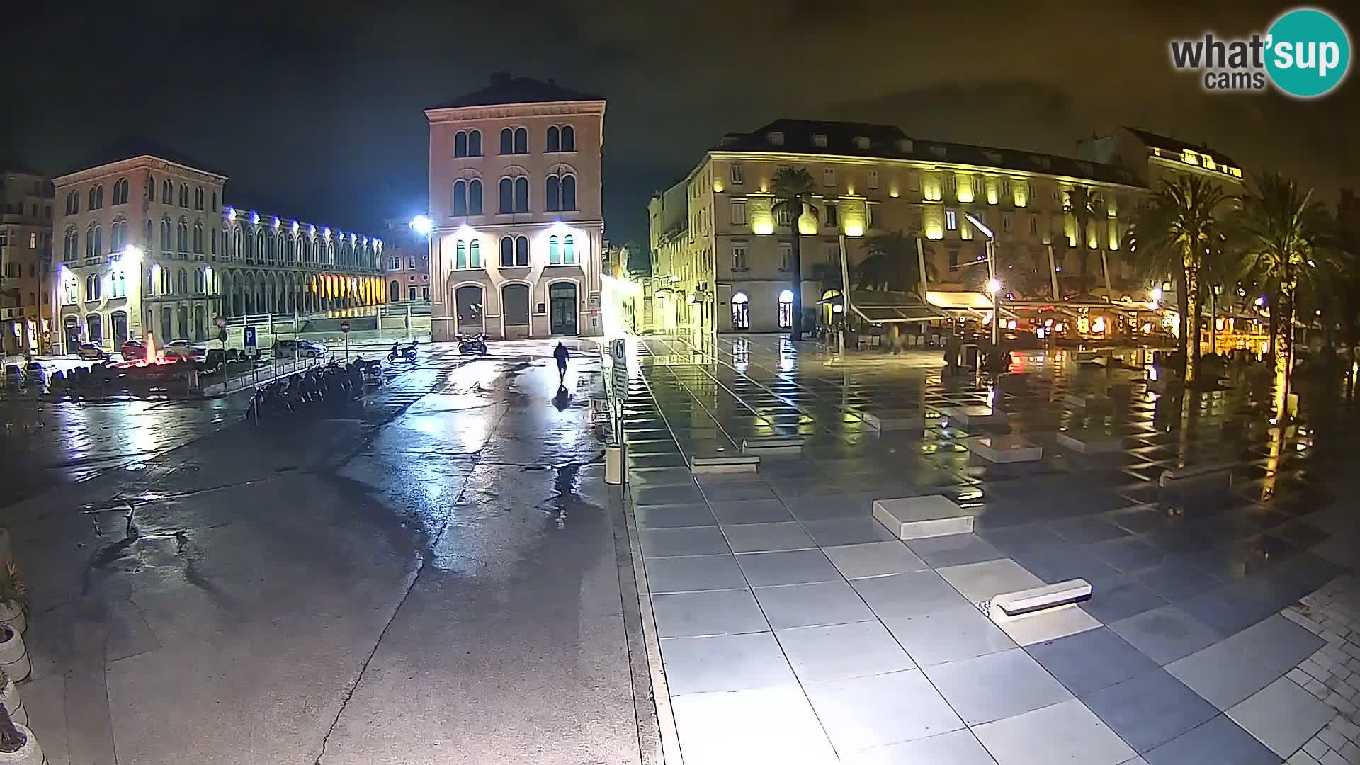 Webcam Split Riva – Prokurative | Trg Republike