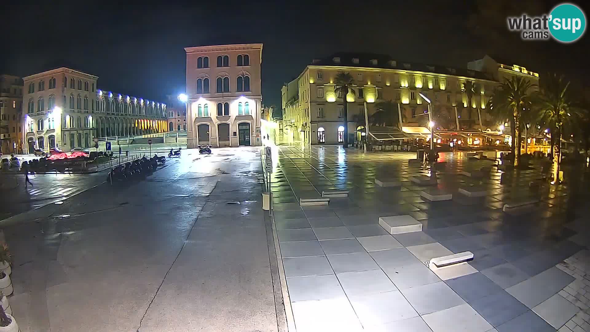 Webcam Split Riva – Prokurative | Trg Republike
