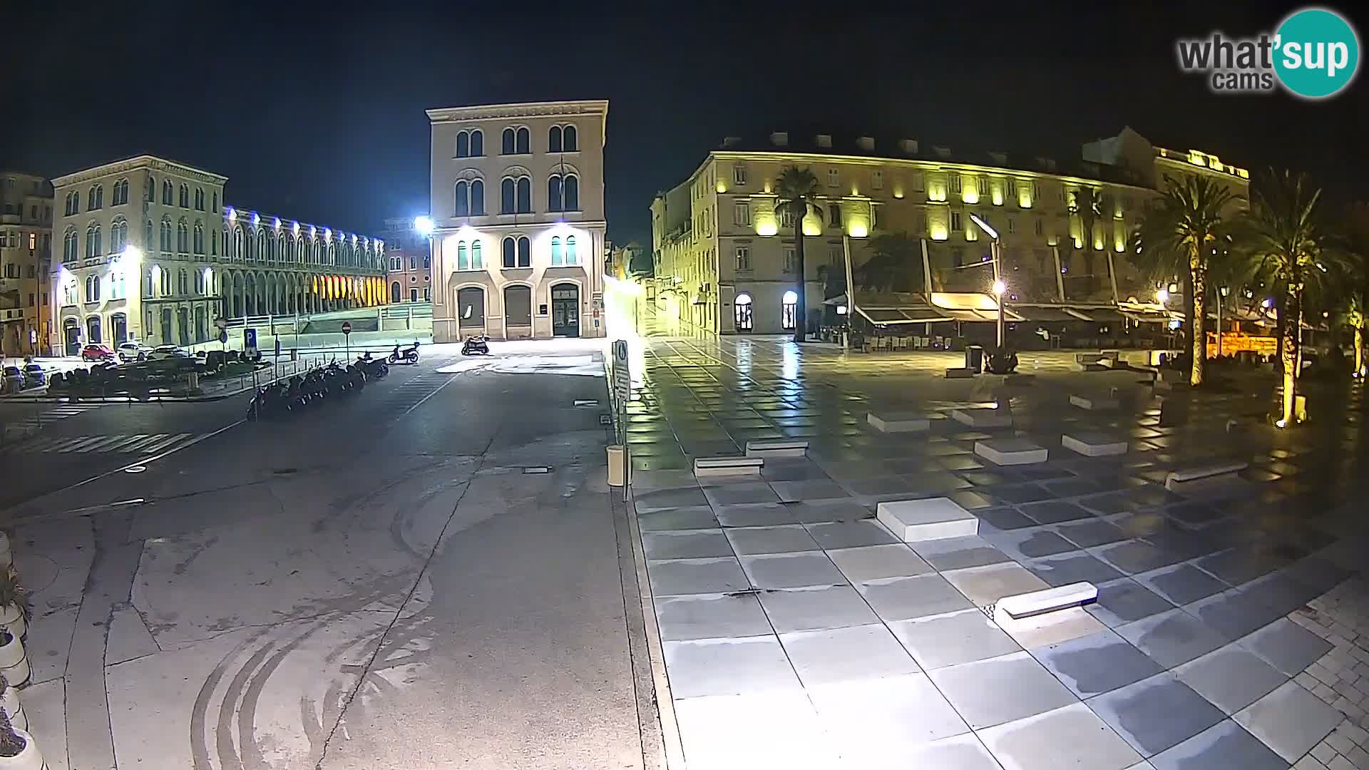 Webcam Split Riva – Prokurative | Trg Republike