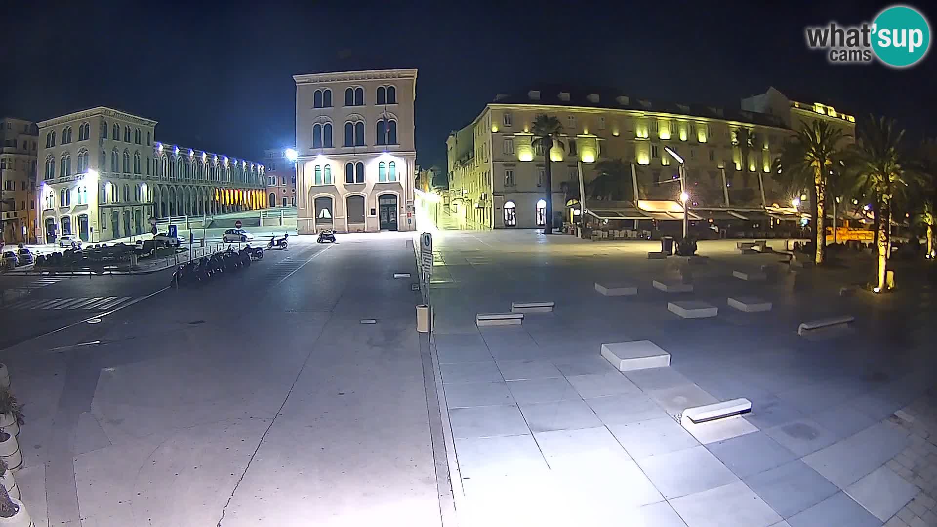 Webcam Split Riva – Prokurative | Trg Republike