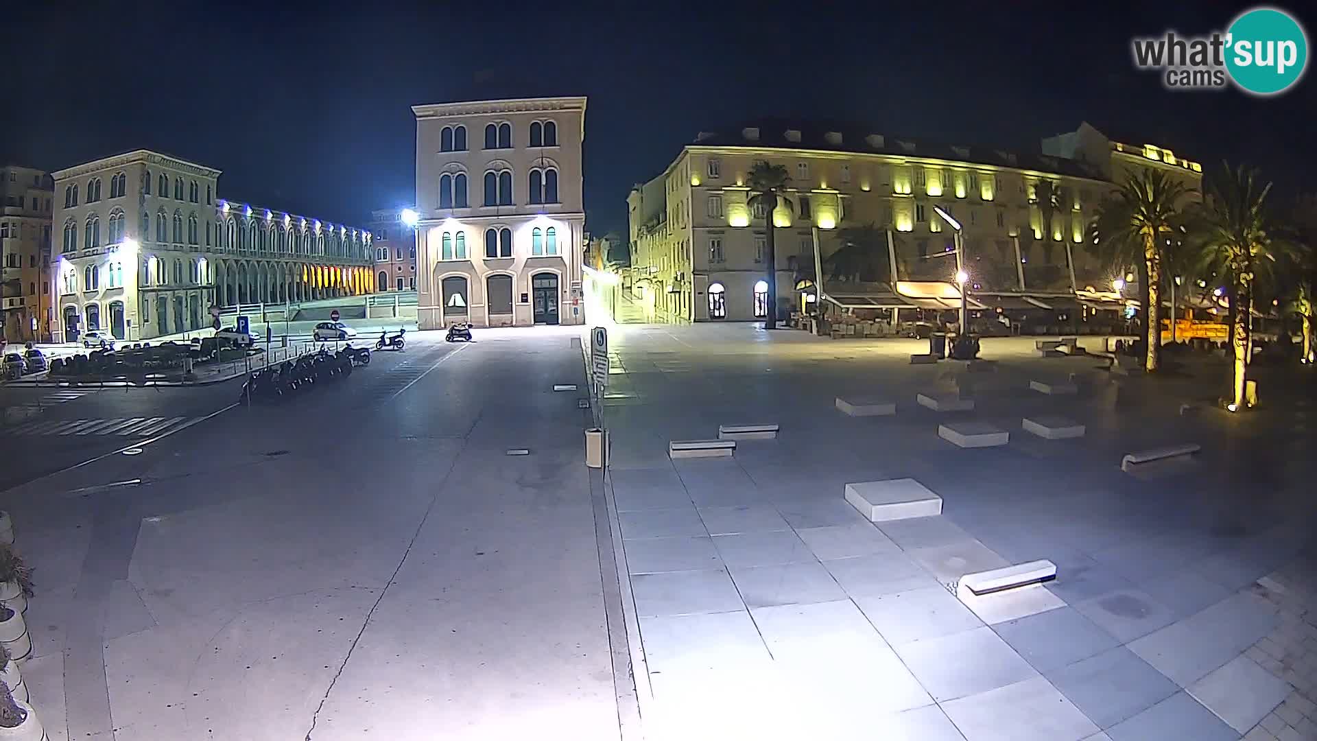 Webcam Split Riva – Prokurative | Trg Republike