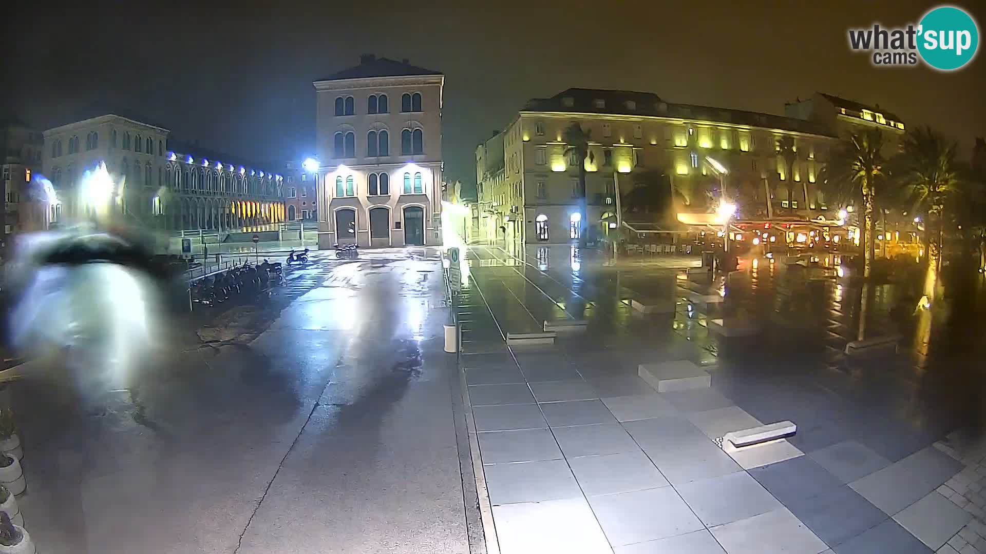 Webcam Split Riva – Prokurative | Trg Republike