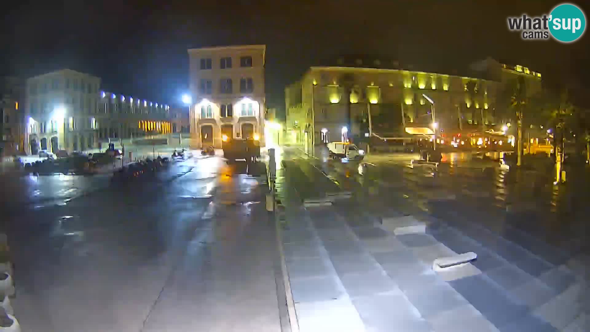 Webcam Split Riva – Prokurative | Trg Republike