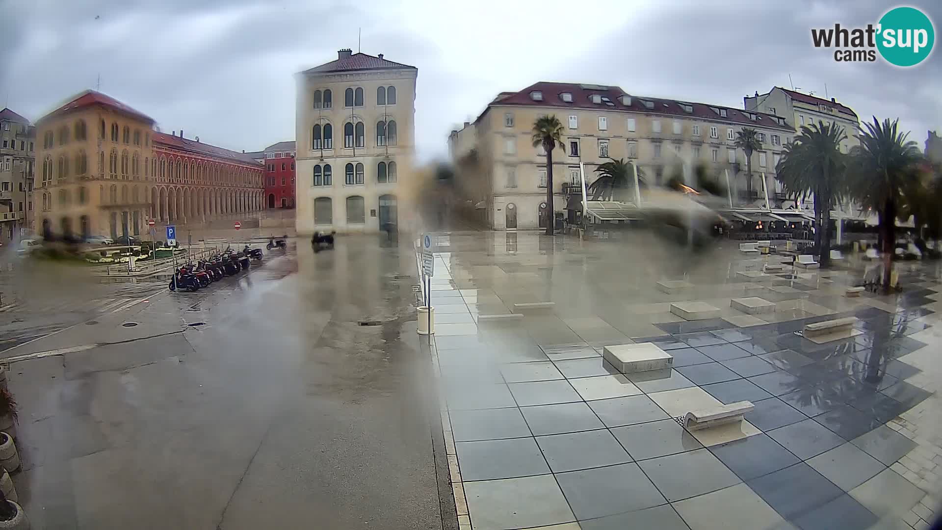 Webcam Split Riva – Prokurative | Trg Republike
