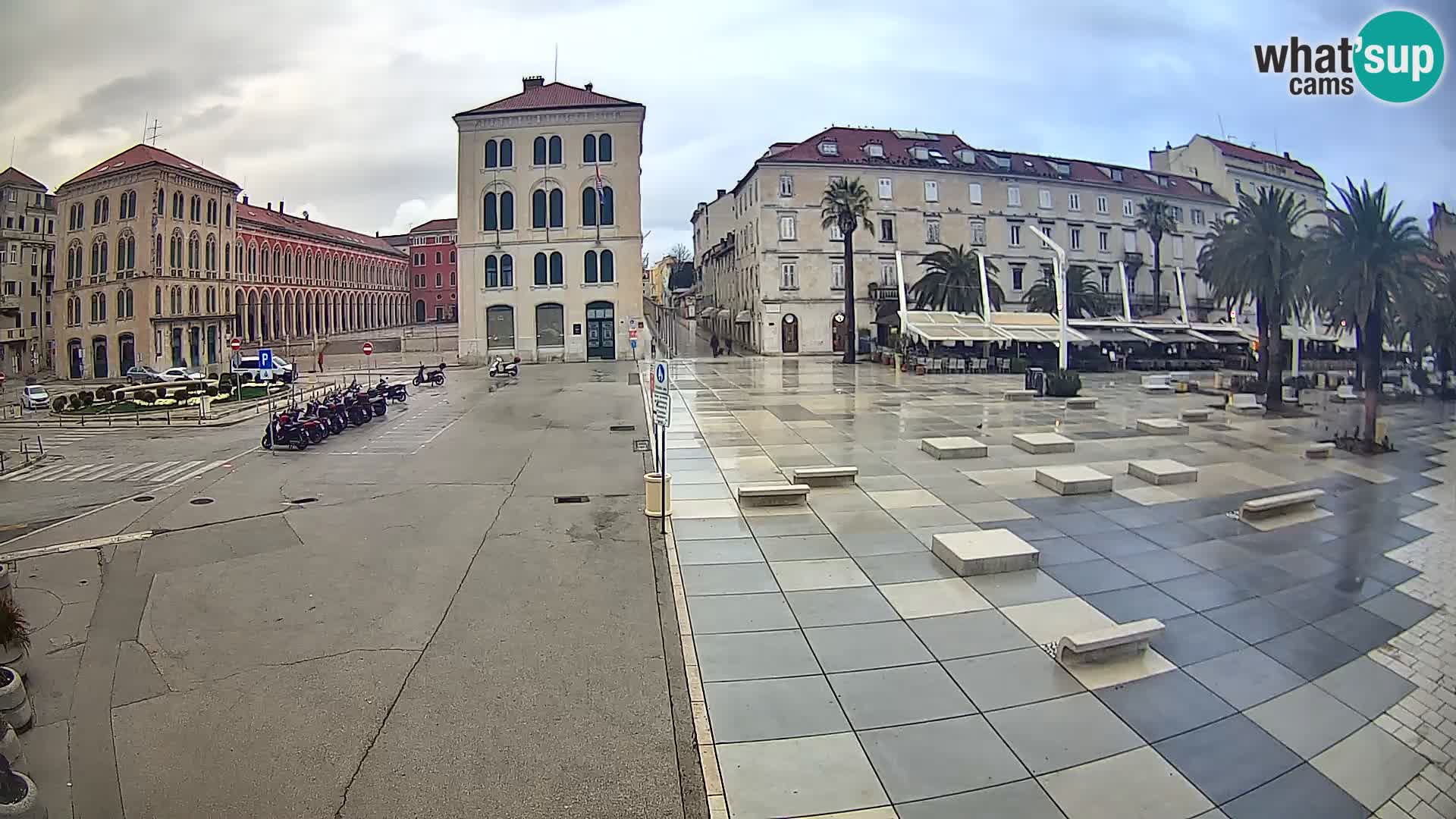 Webcam Split Riva – Prokurative | Trg Republike
