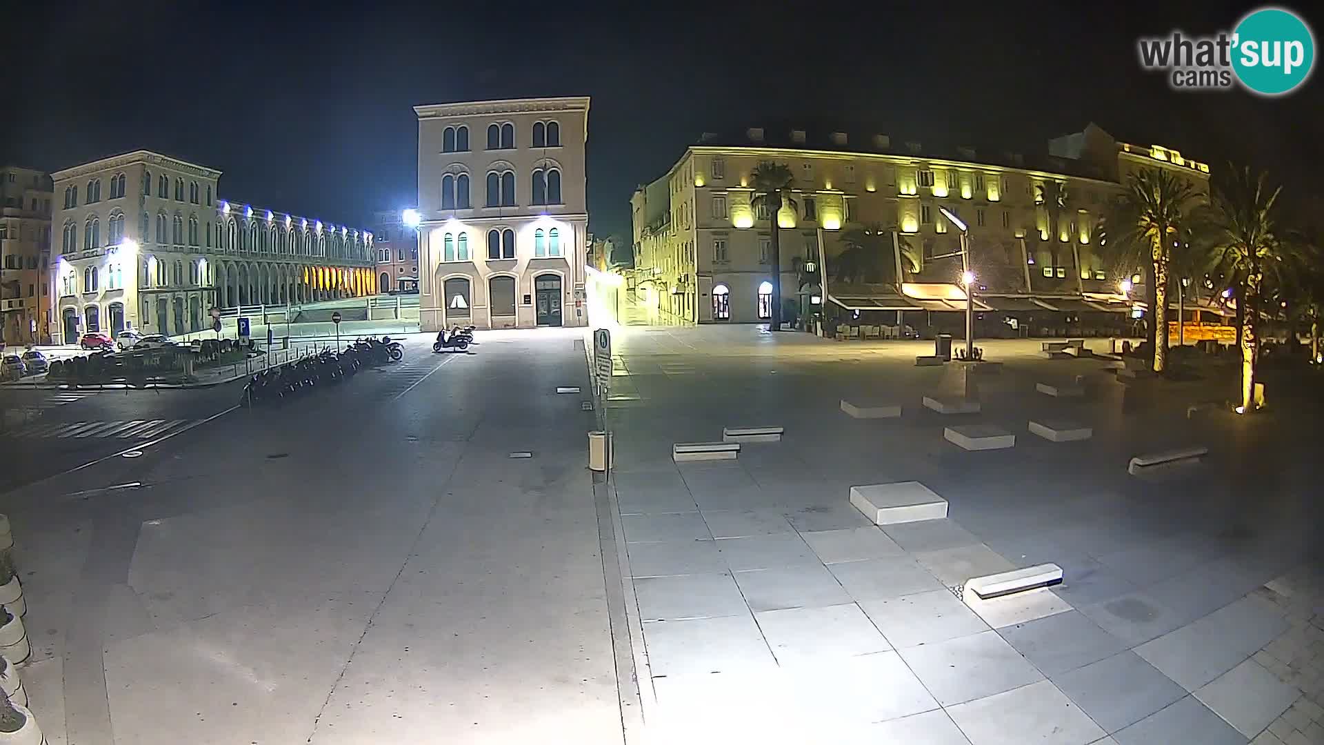Webcam Split Riva – Prokurative | Trg Republike