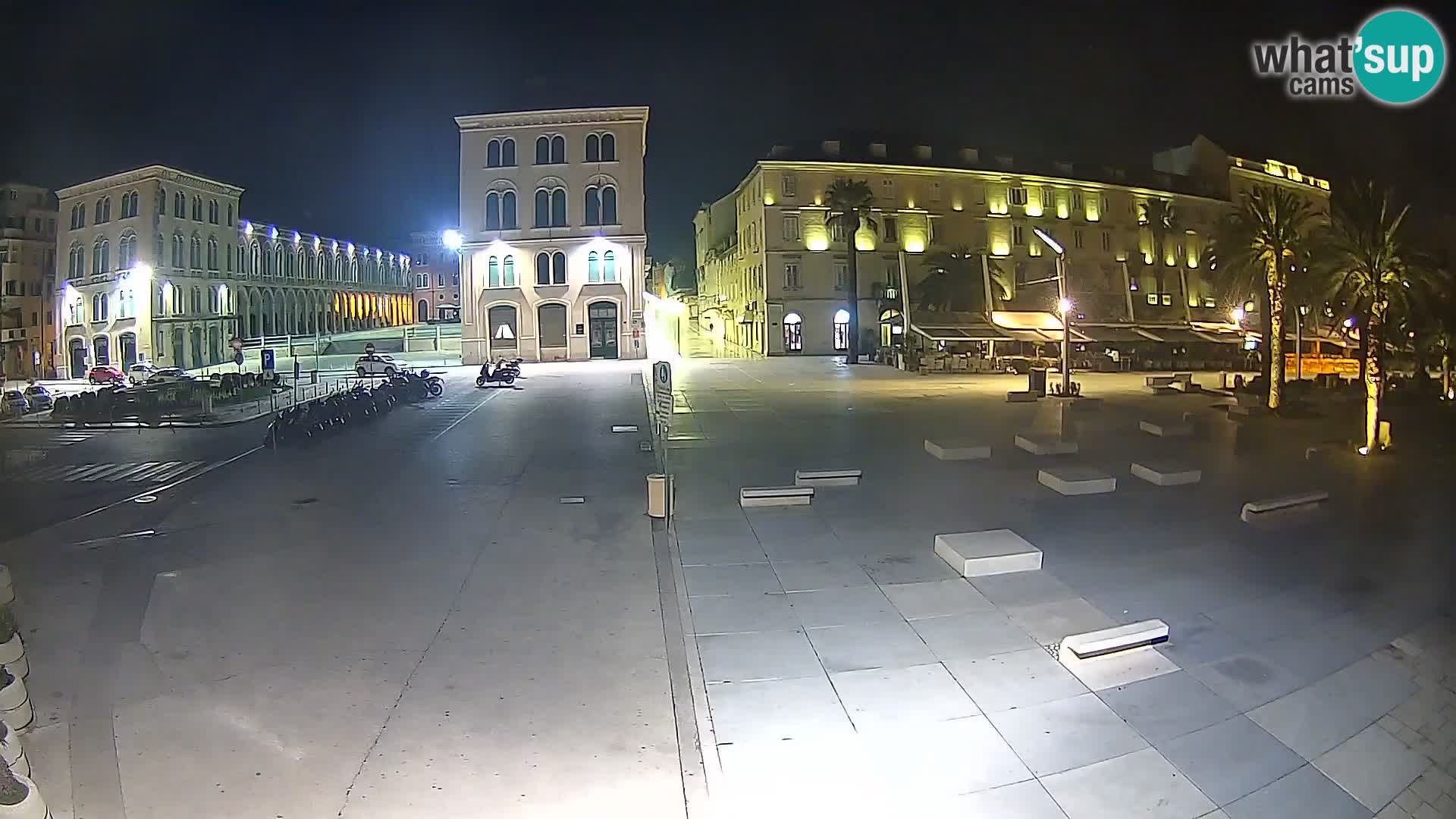 Webcam Split Riva – Prokurative | Trg Republike