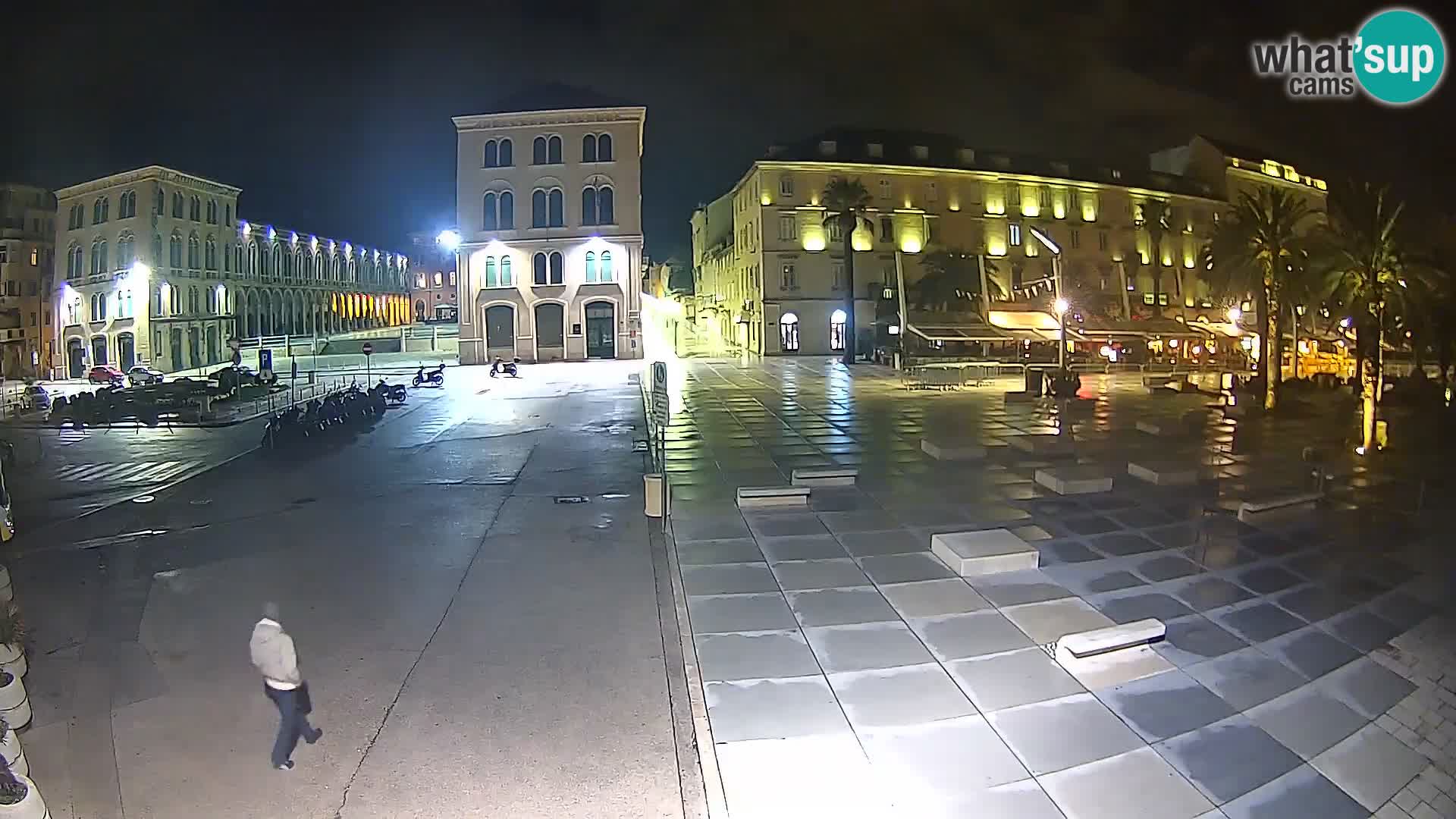 Webcam Split Riva – Prokurative | Trg Republike