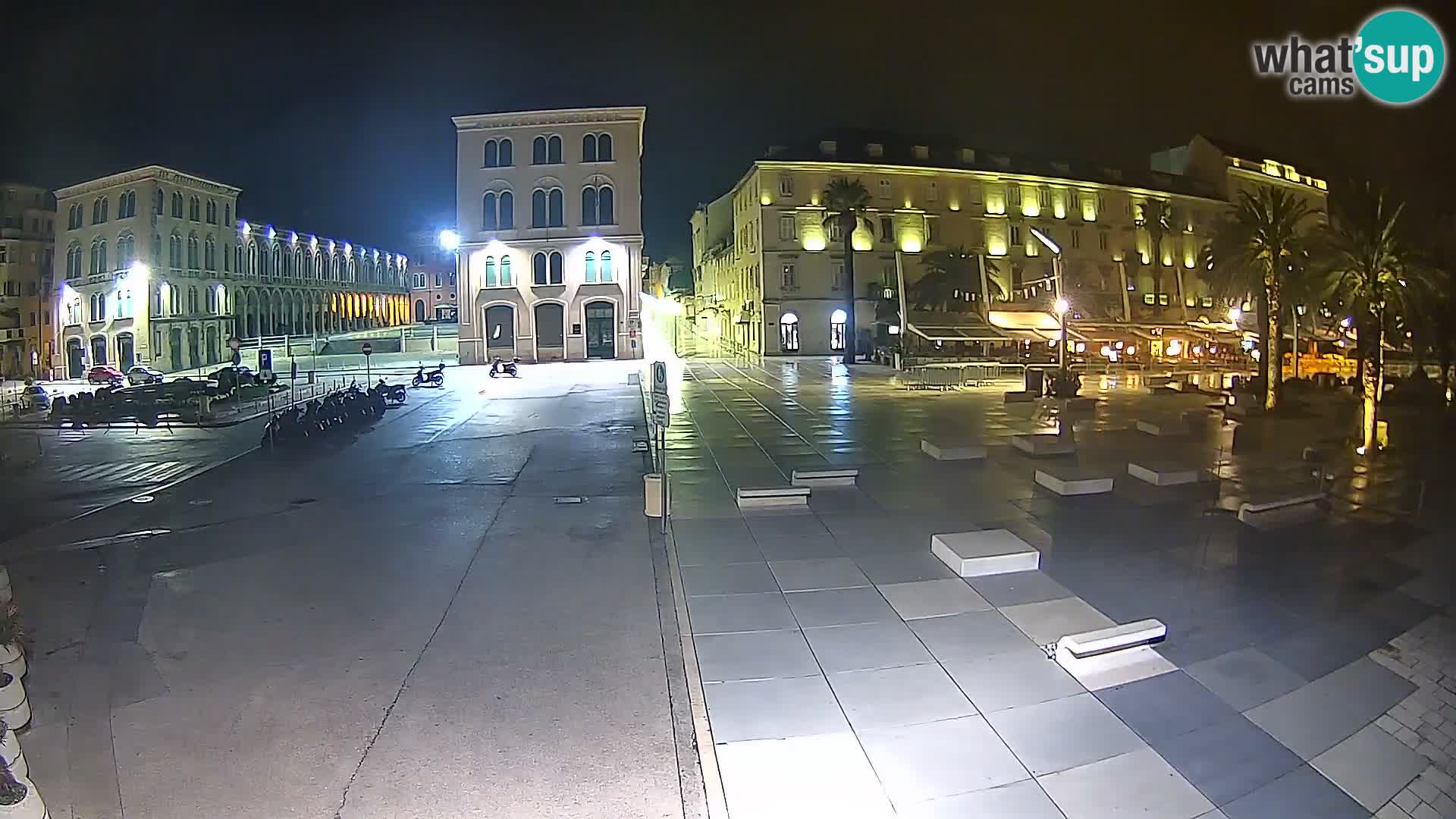 Webcam Split Riva – Prokurative | Trg Republike