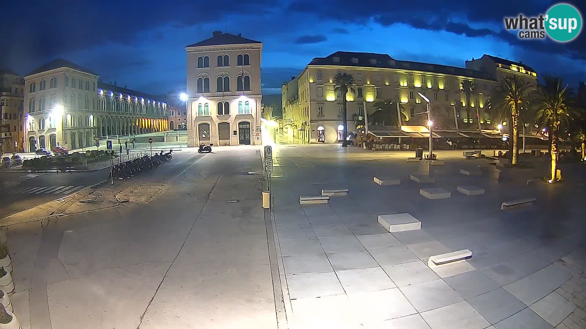 Split kamera Riva – Prokurative | Trg Republike