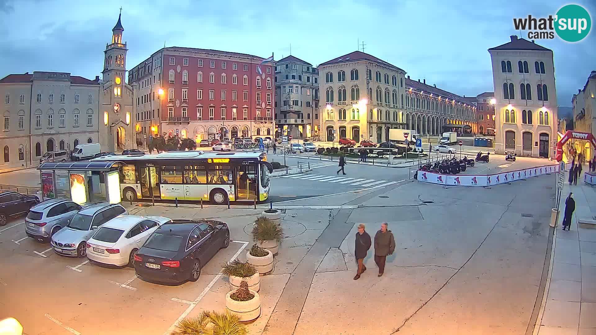 Live kamera Split Riva – Prokurative | Trg Republike