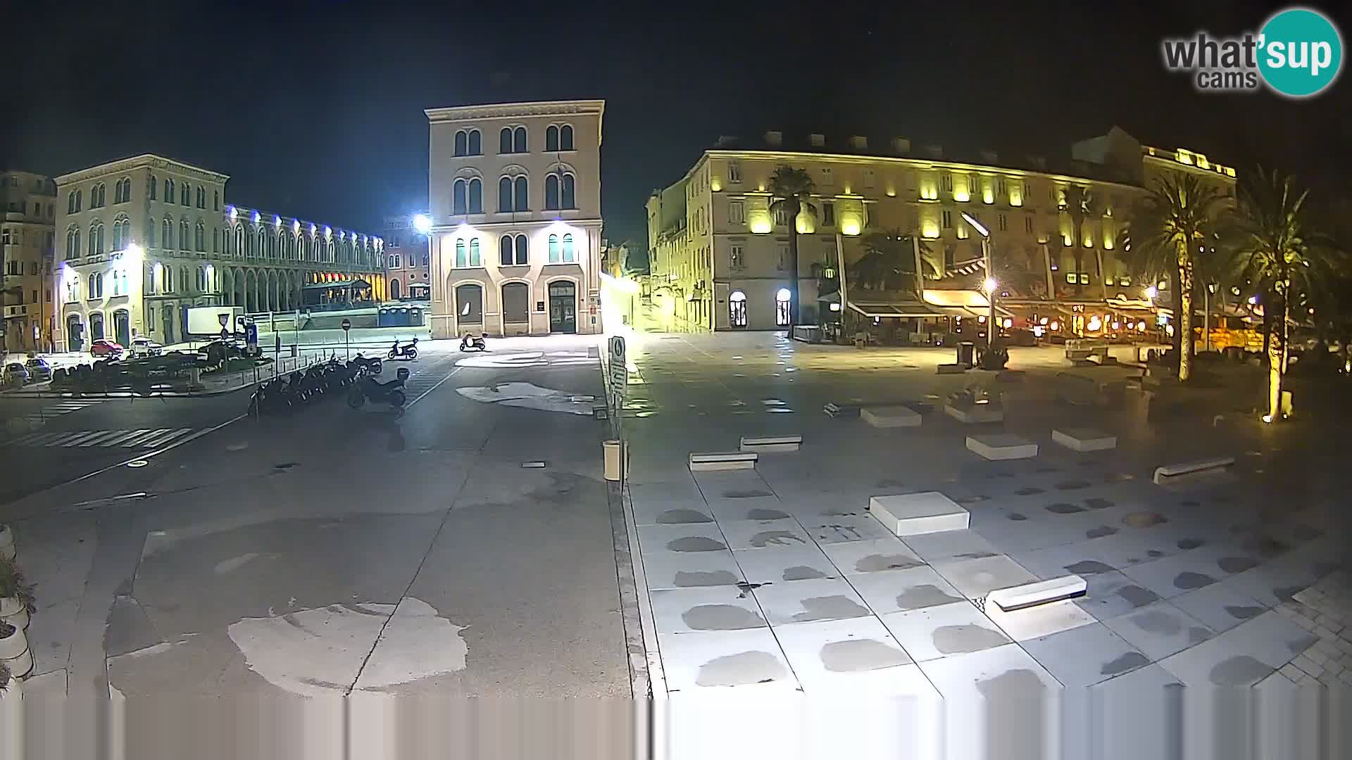 Webcam Split Riva – Prokurative | Trg Republike