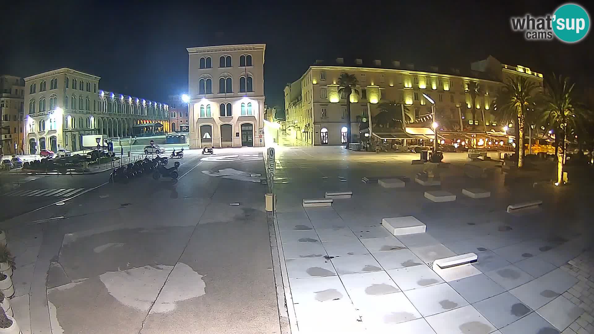 Webcam Split Riva – Prokurative | Trg Republike