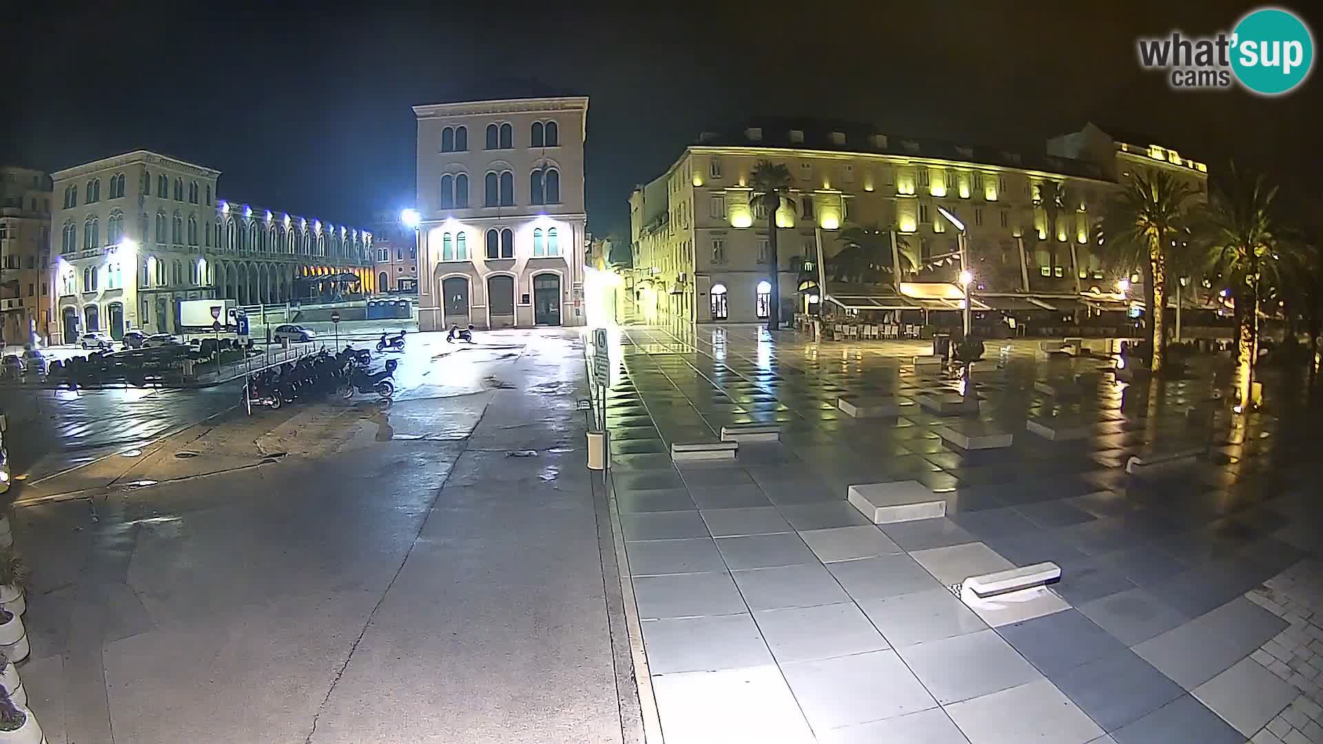 Webcam Split Riva – Prokurative | Trg Republike