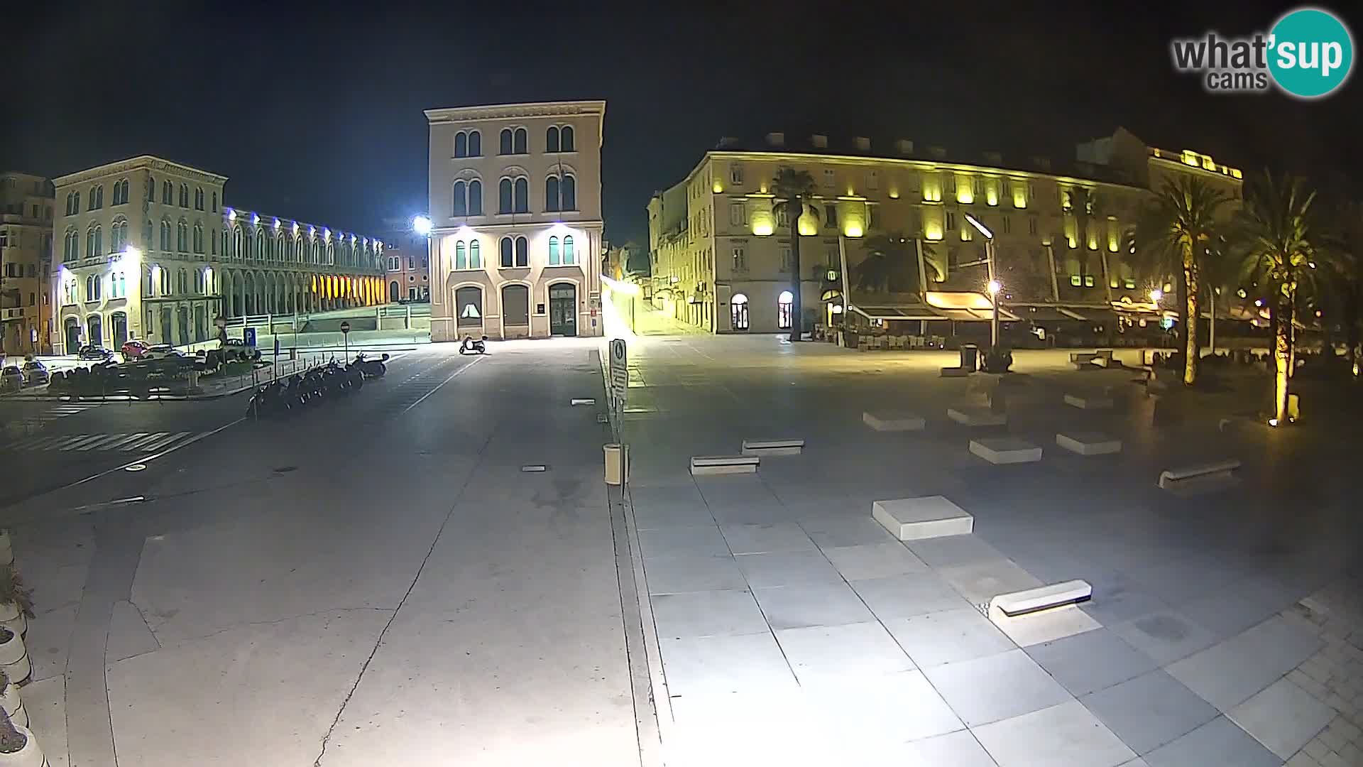 Webcam Split Riva – Prokurative | Trg Republike