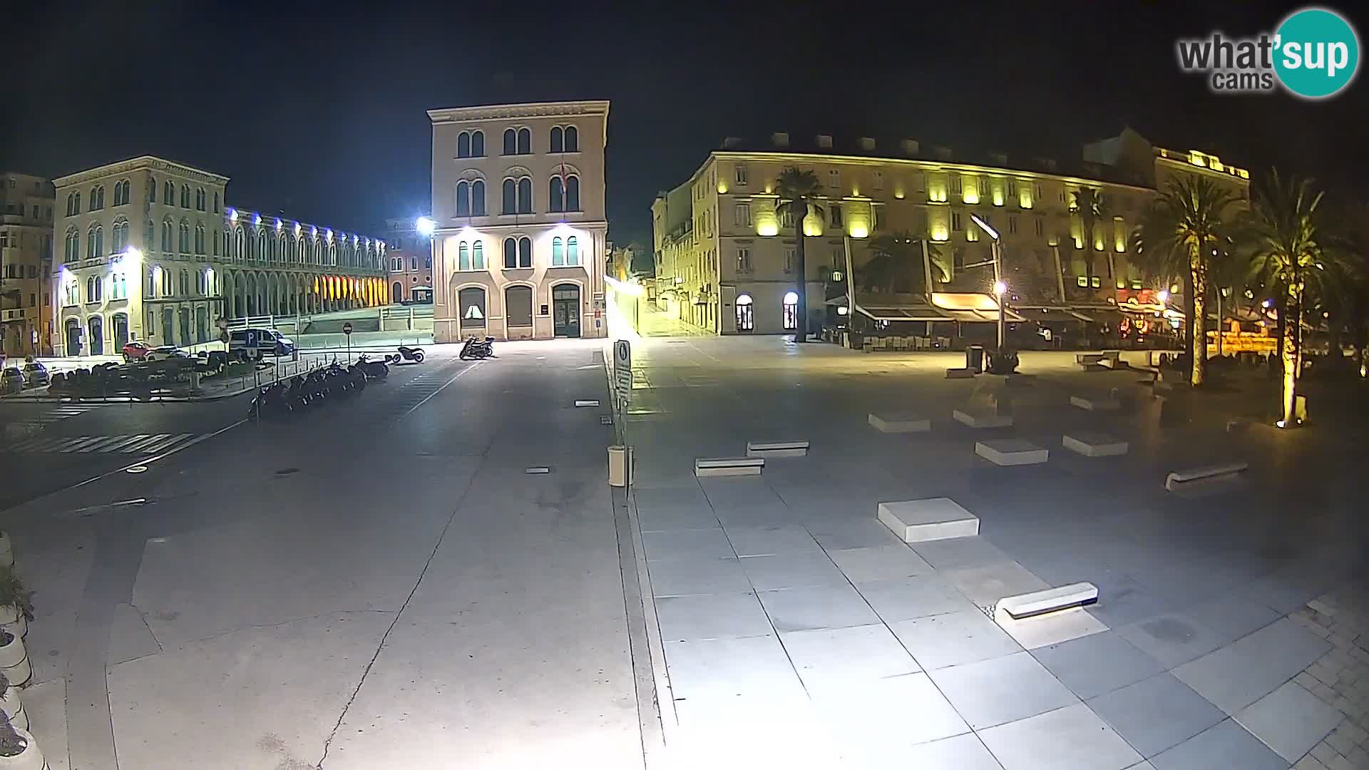Webcam Split Riva – Prokurative | Trg Republike