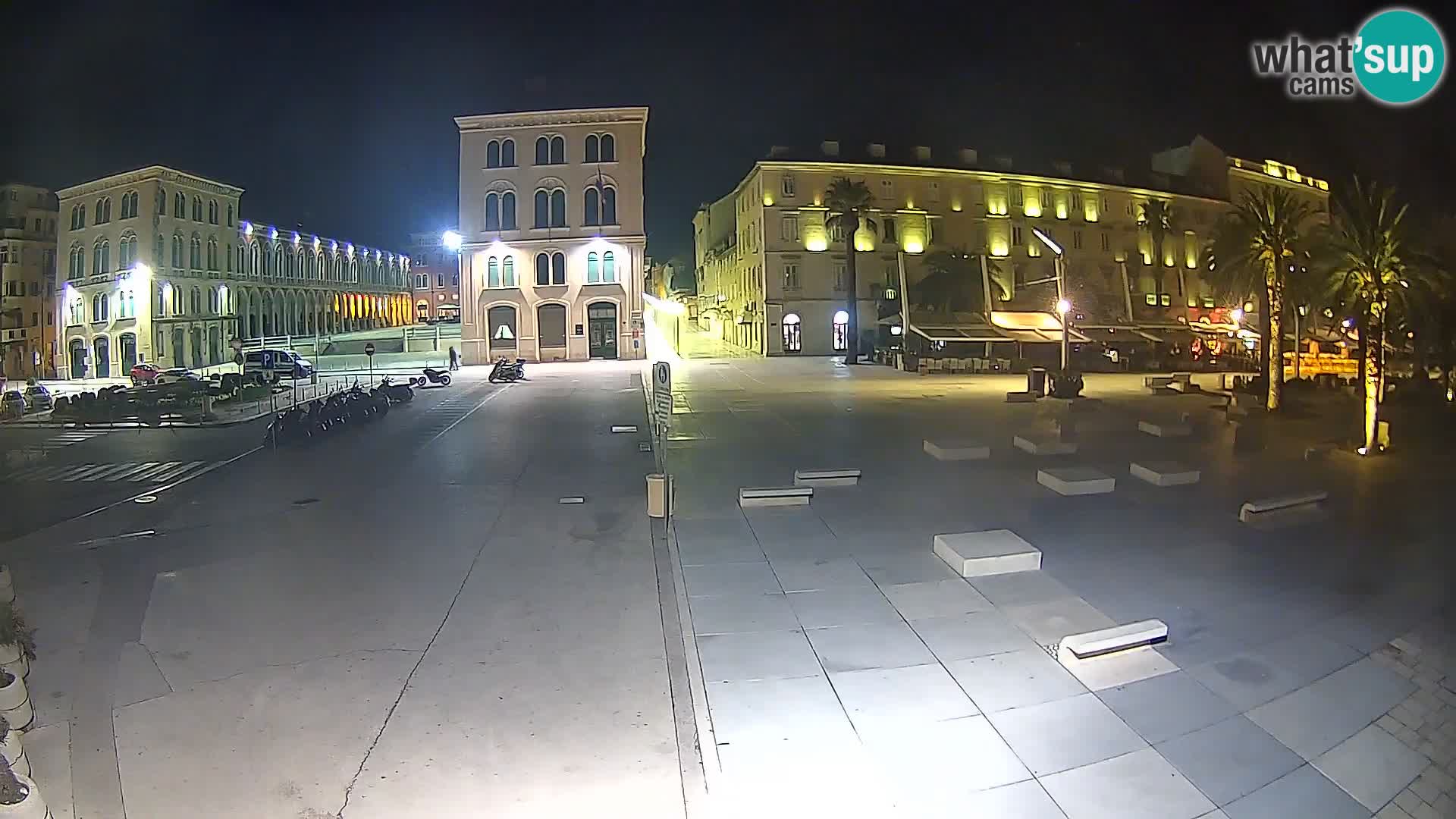 Webcam Split Riva – Prokurative | Trg Republike
