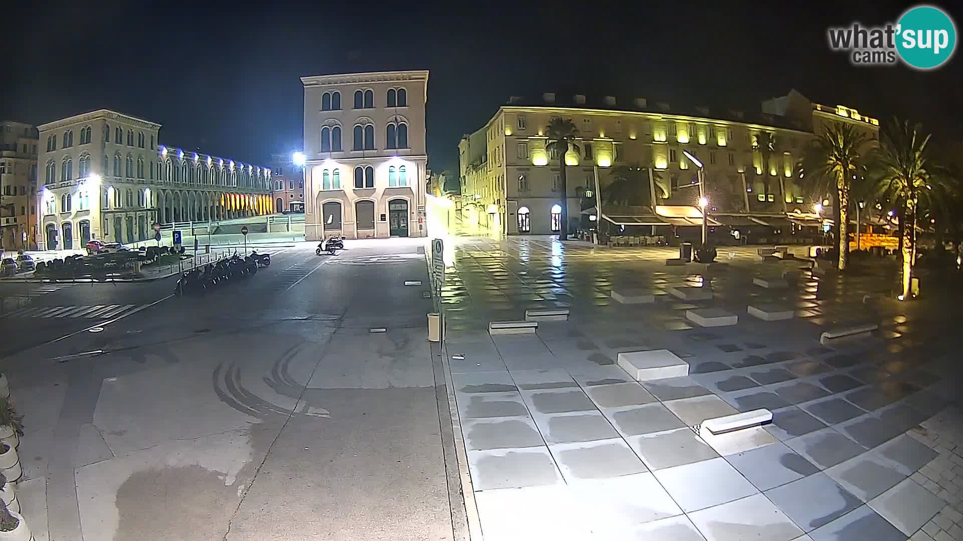 Webcam Split Riva – Prokurative | Trg Republike