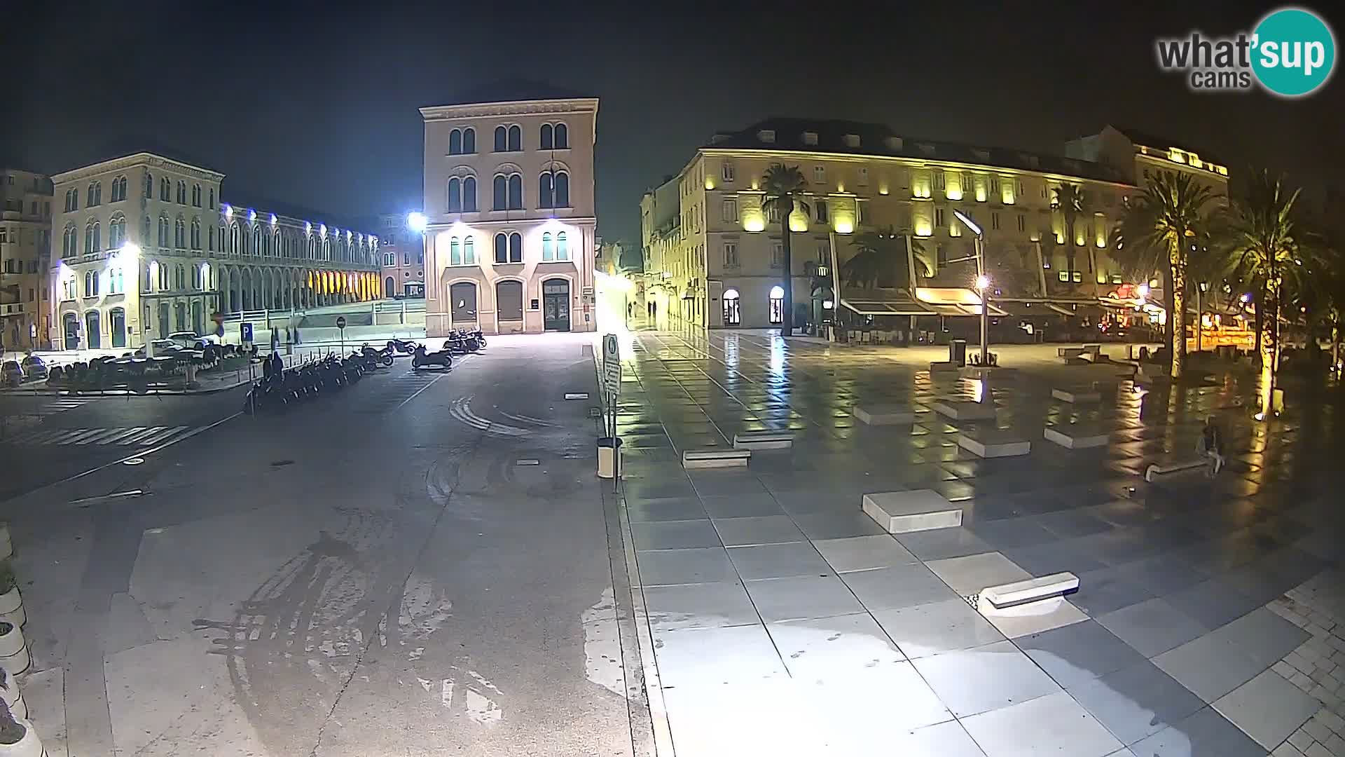 Webcam Split Riva – Prokurative | Trg Republike