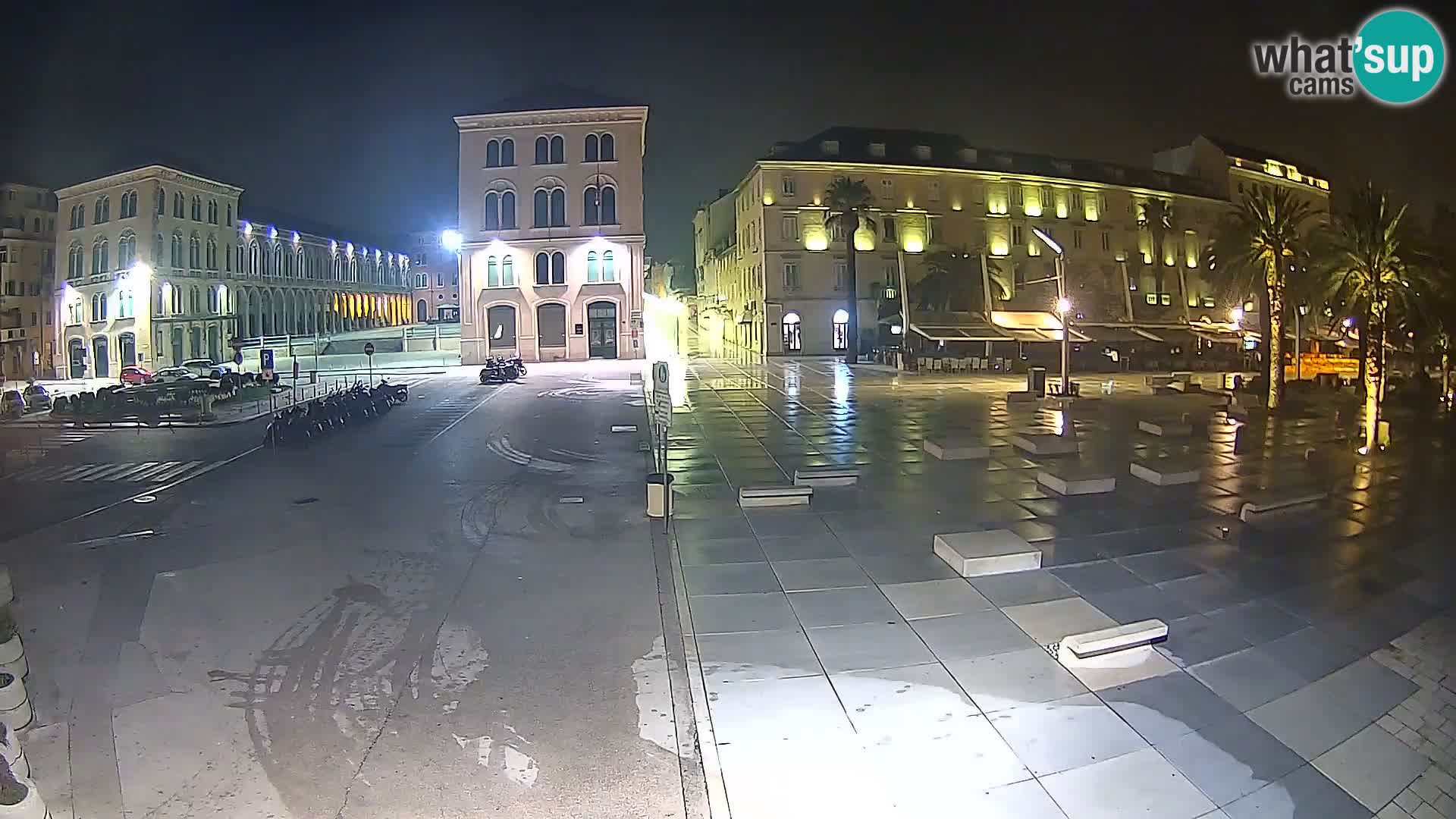 Webcam Split Riva – Prokurative | Trg Republike