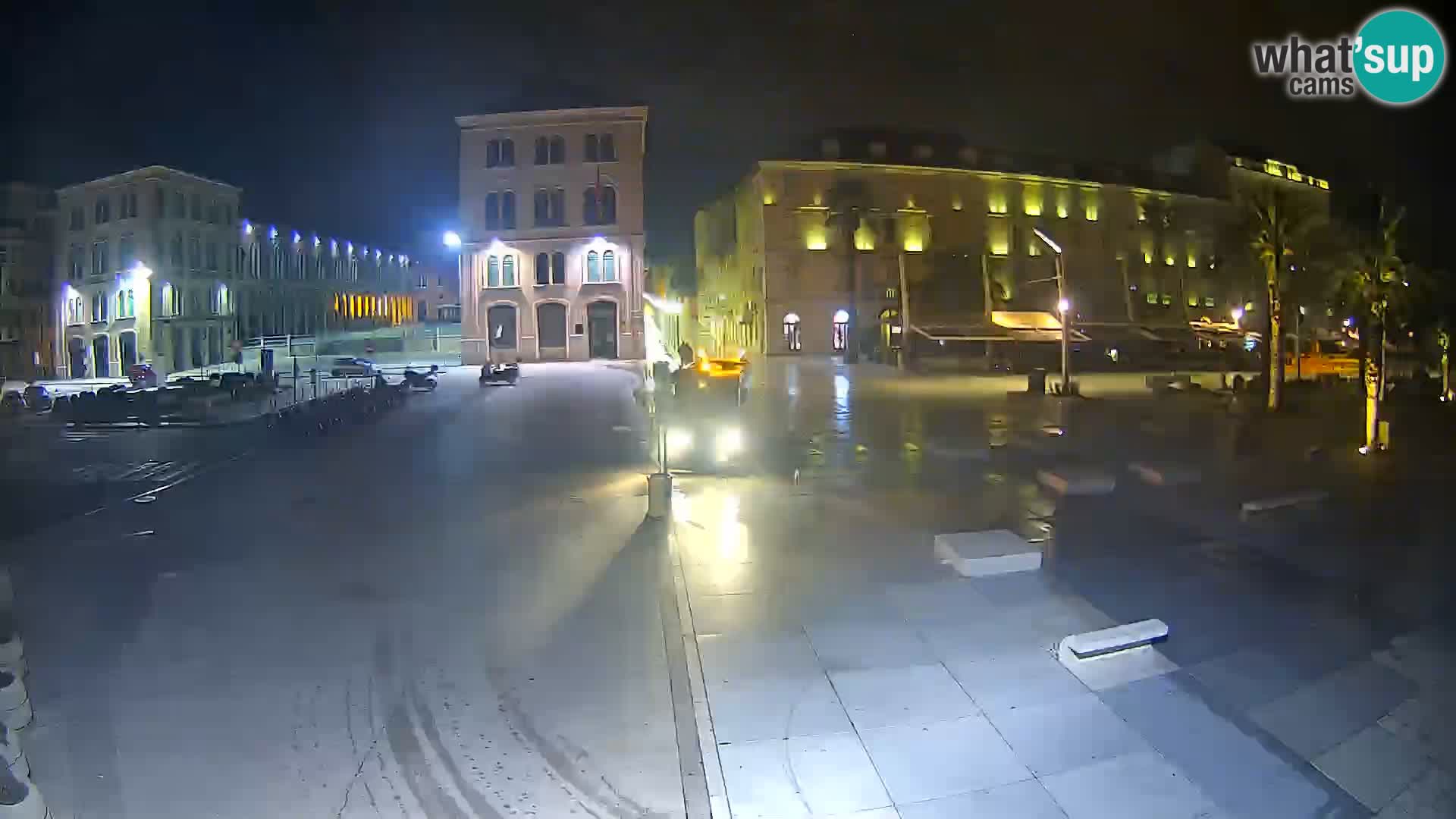 Webcam Split Riva – Prokurative | Trg Republike