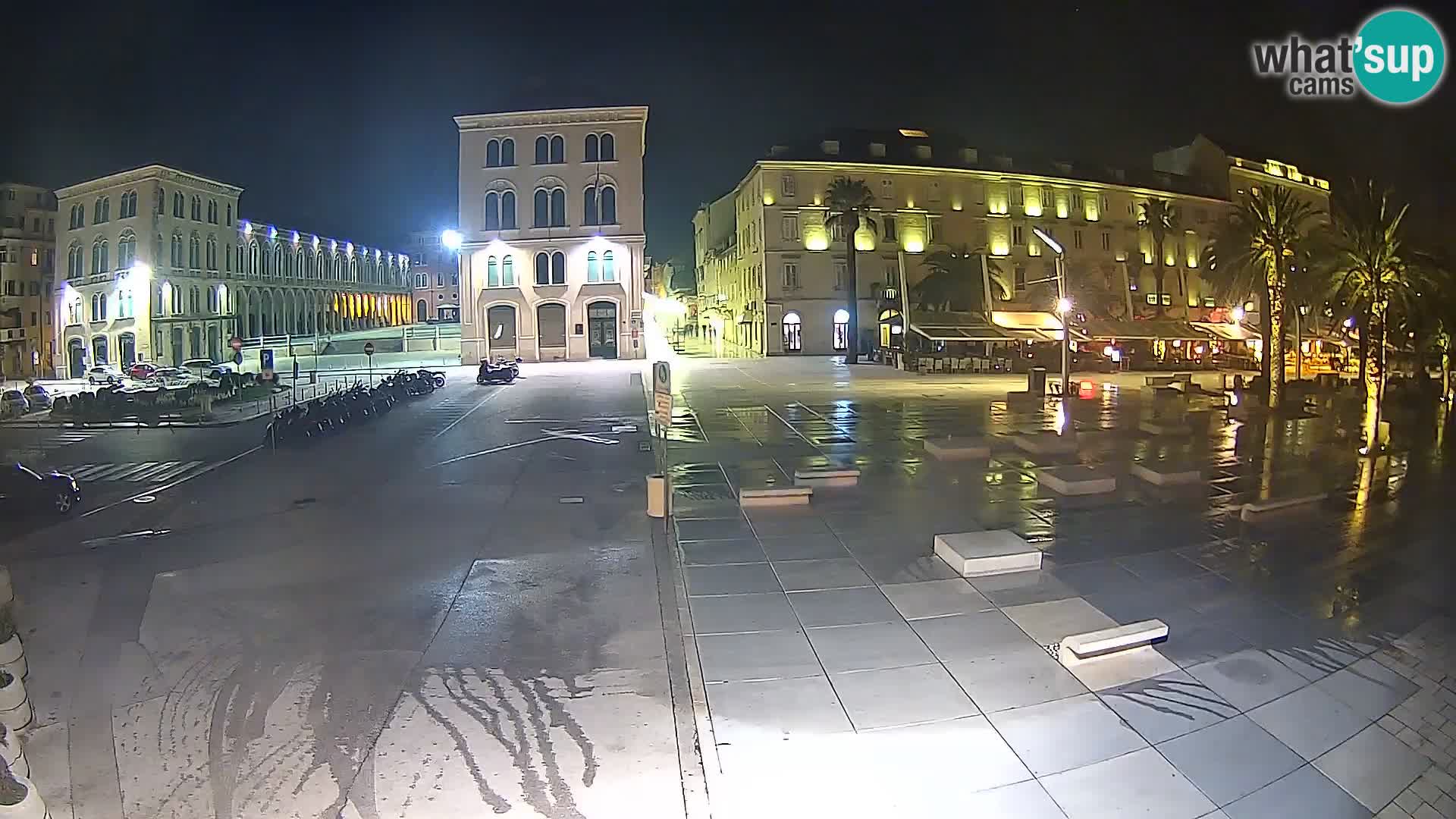 Webcam Split Riva – Prokurative | Trg Republike
