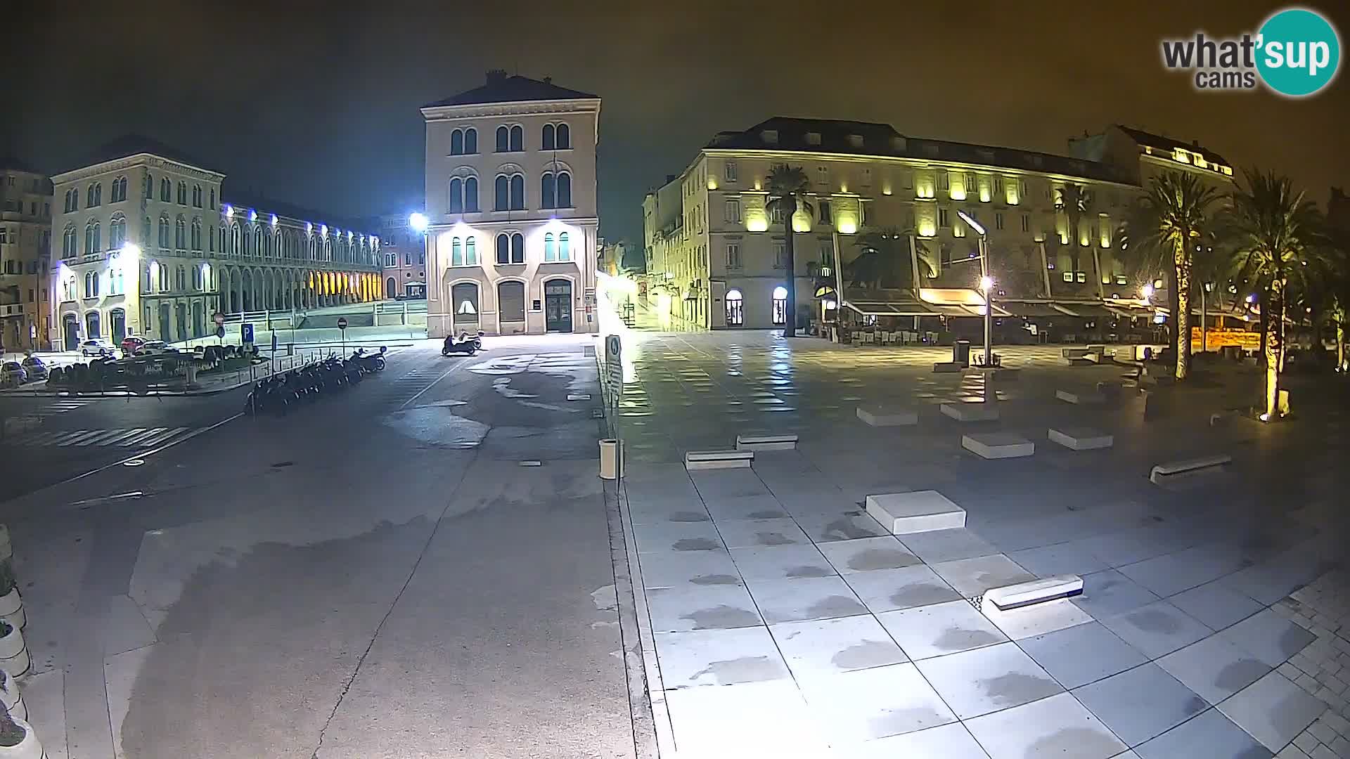 Webcam Split Riva – Prokurative | Trg Republike