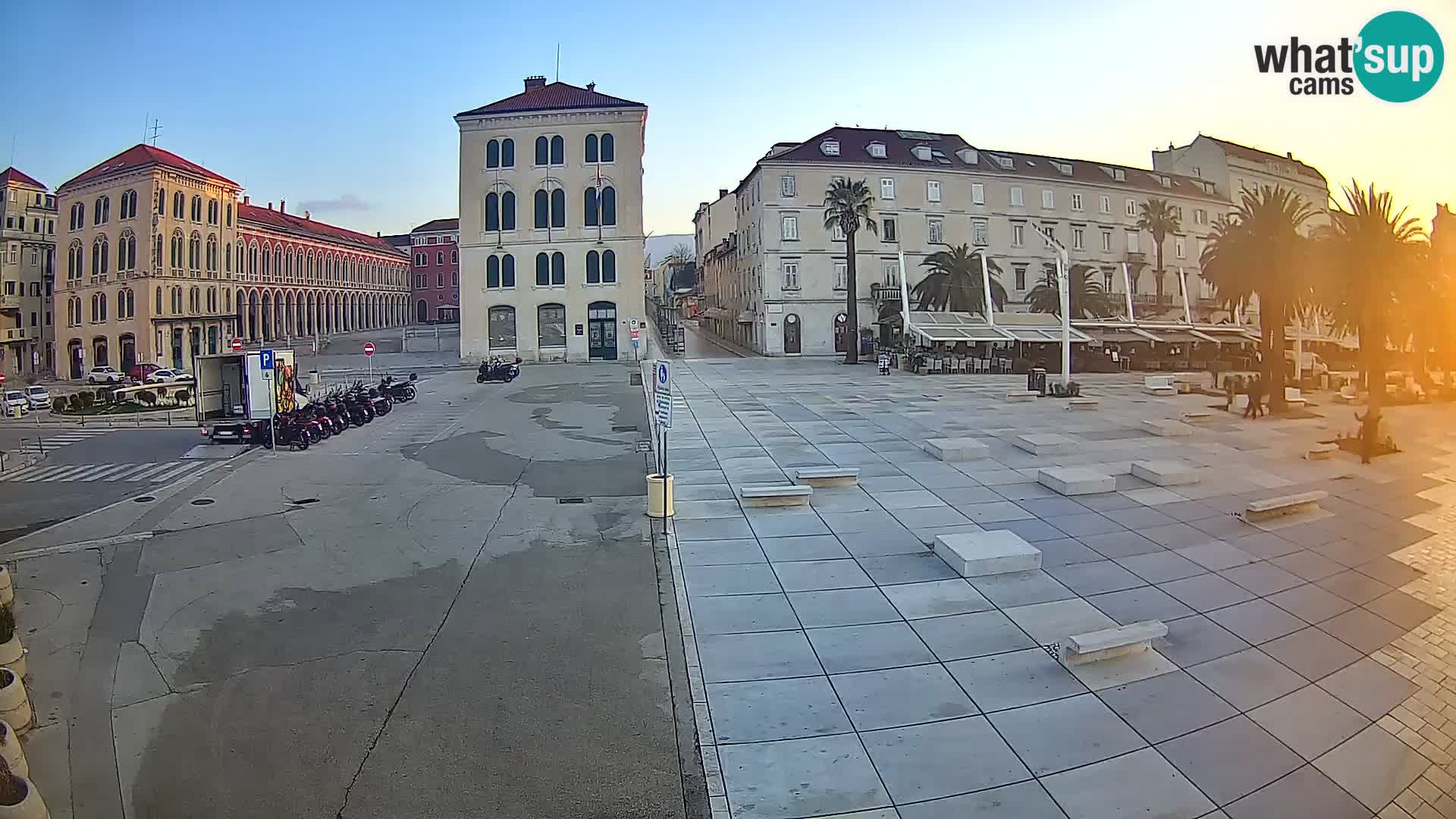 Split kamera Riva – Prokurative | Trg Republike