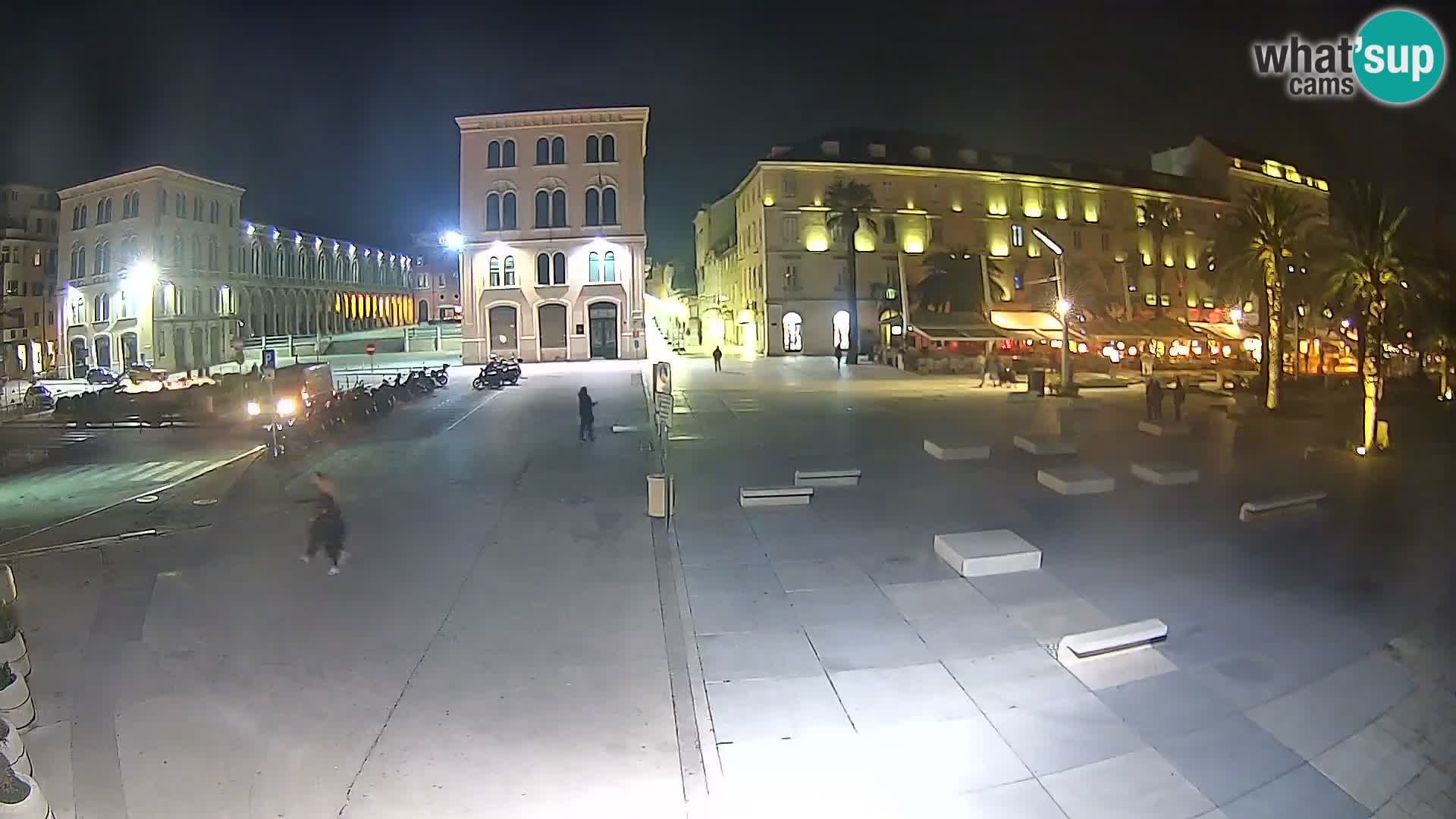 Webcam Split Riva – Prokurative | Trg Republike