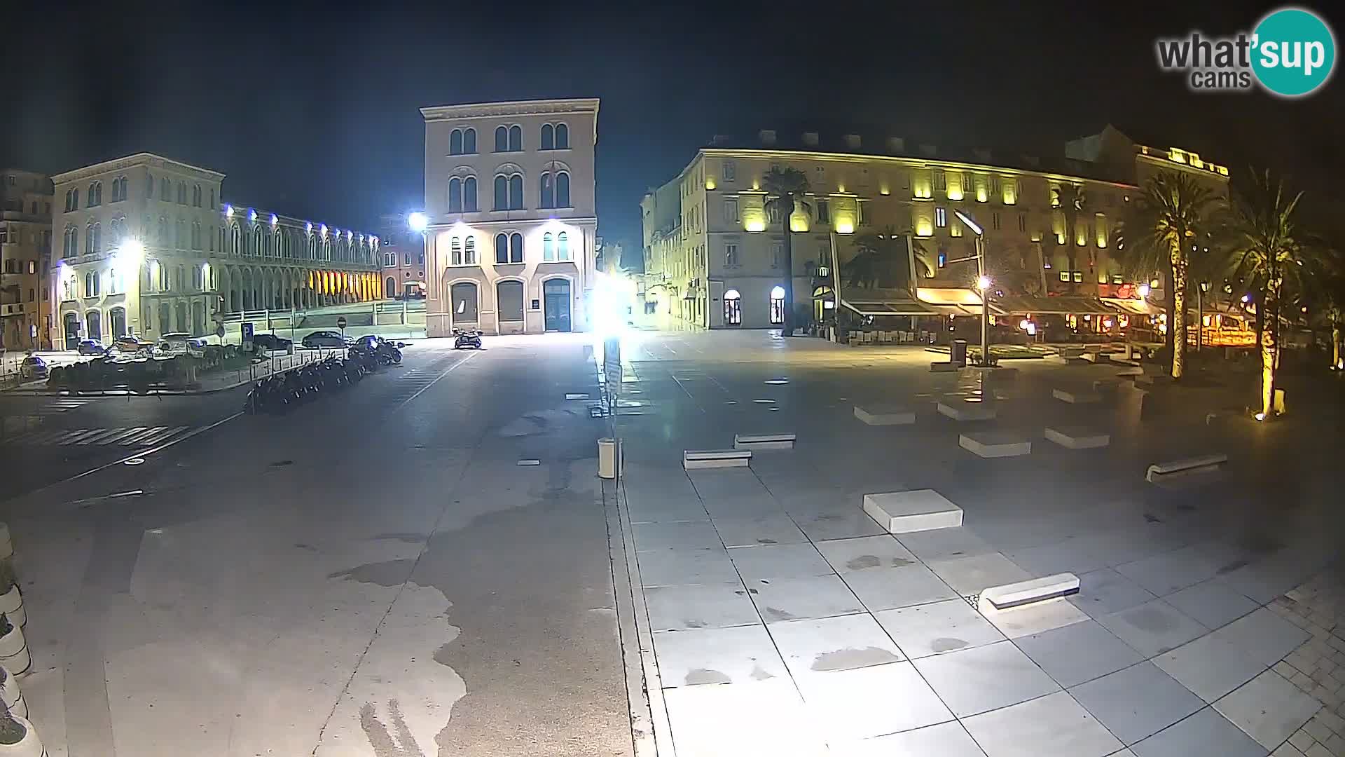 Webcam Split Riva – Prokurative | Trg Republike