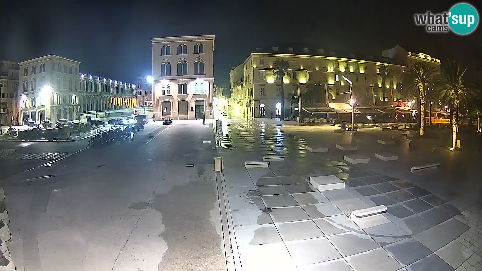 Webcam Split Riva – Prokurative | Trg Republike