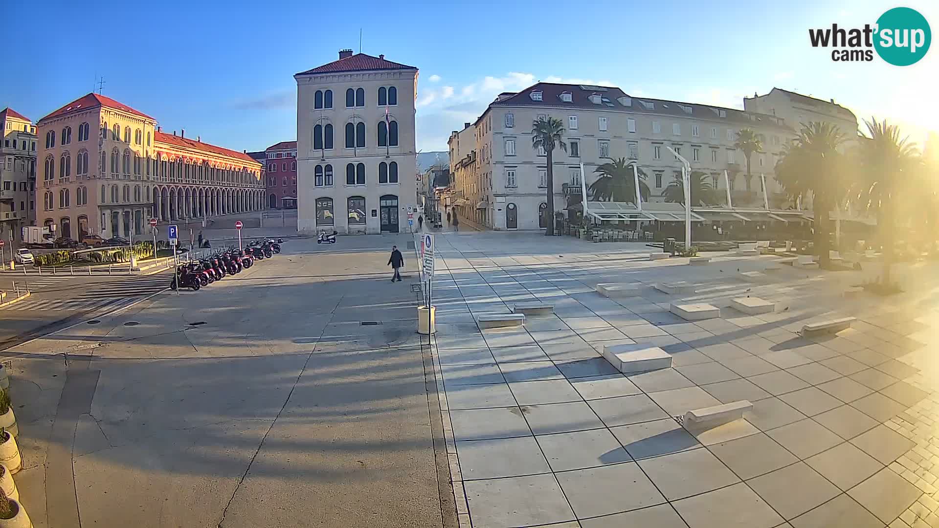 Webcam Split Riva – Prokurative | Trg Republike