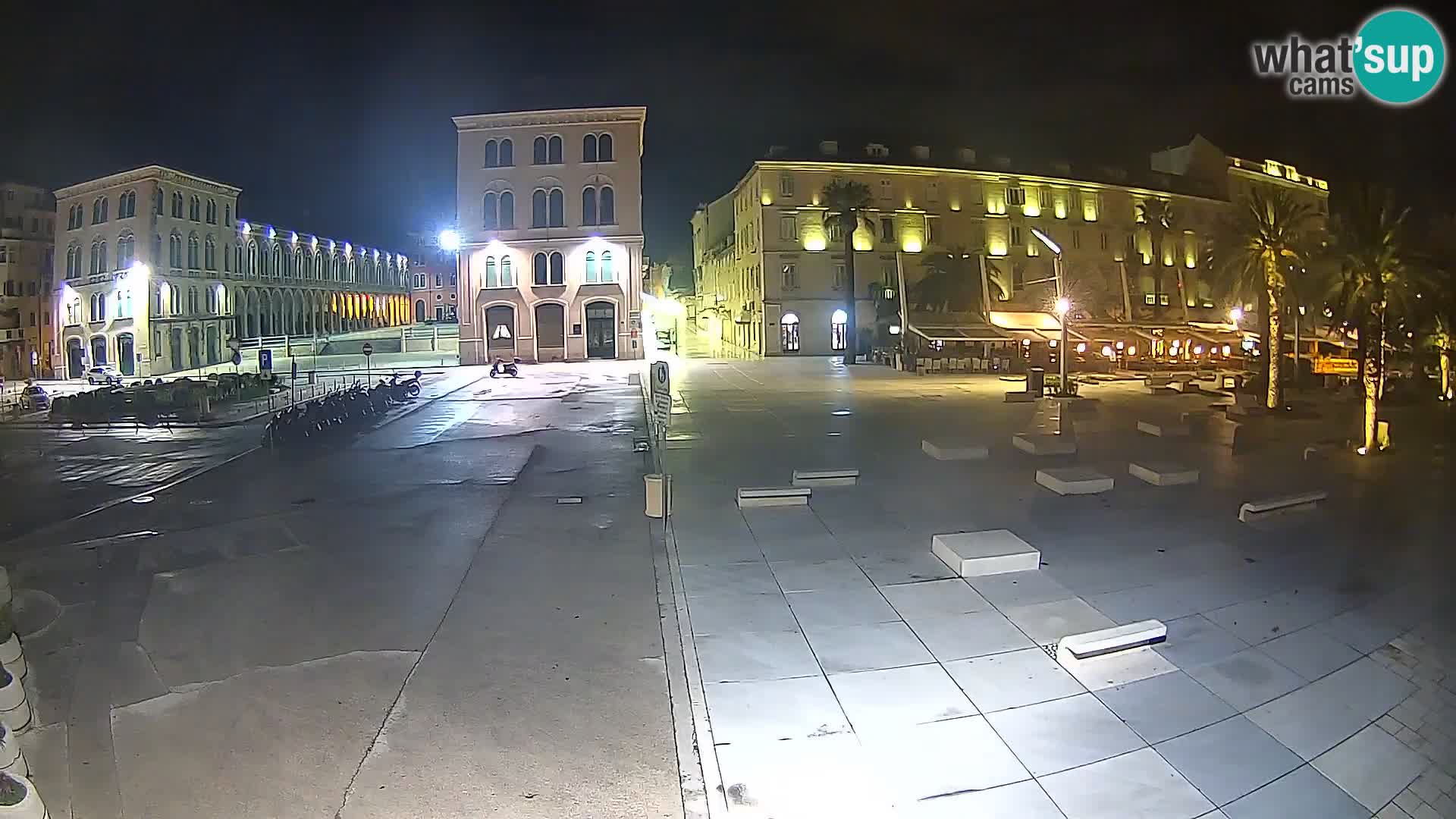 Webcam Split Riva – Prokurative | Trg Republike