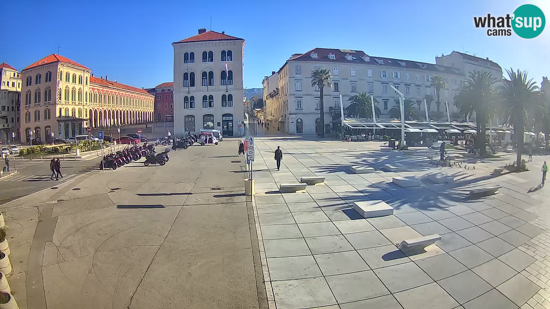 Webcam Split Riva – Prokurative | Trg Republike
