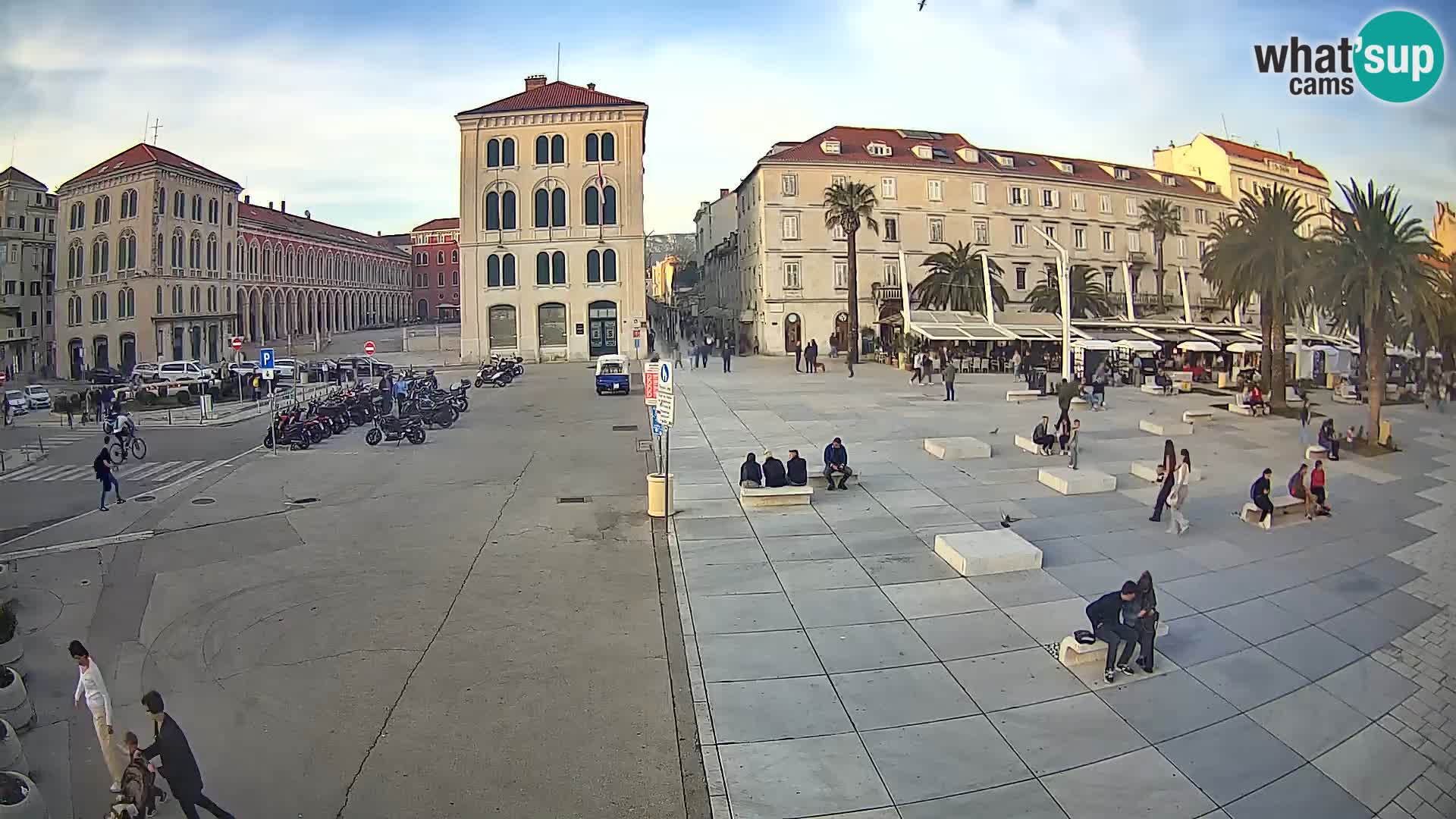 Webcam Split Riva – Prokurative | Trg Republike