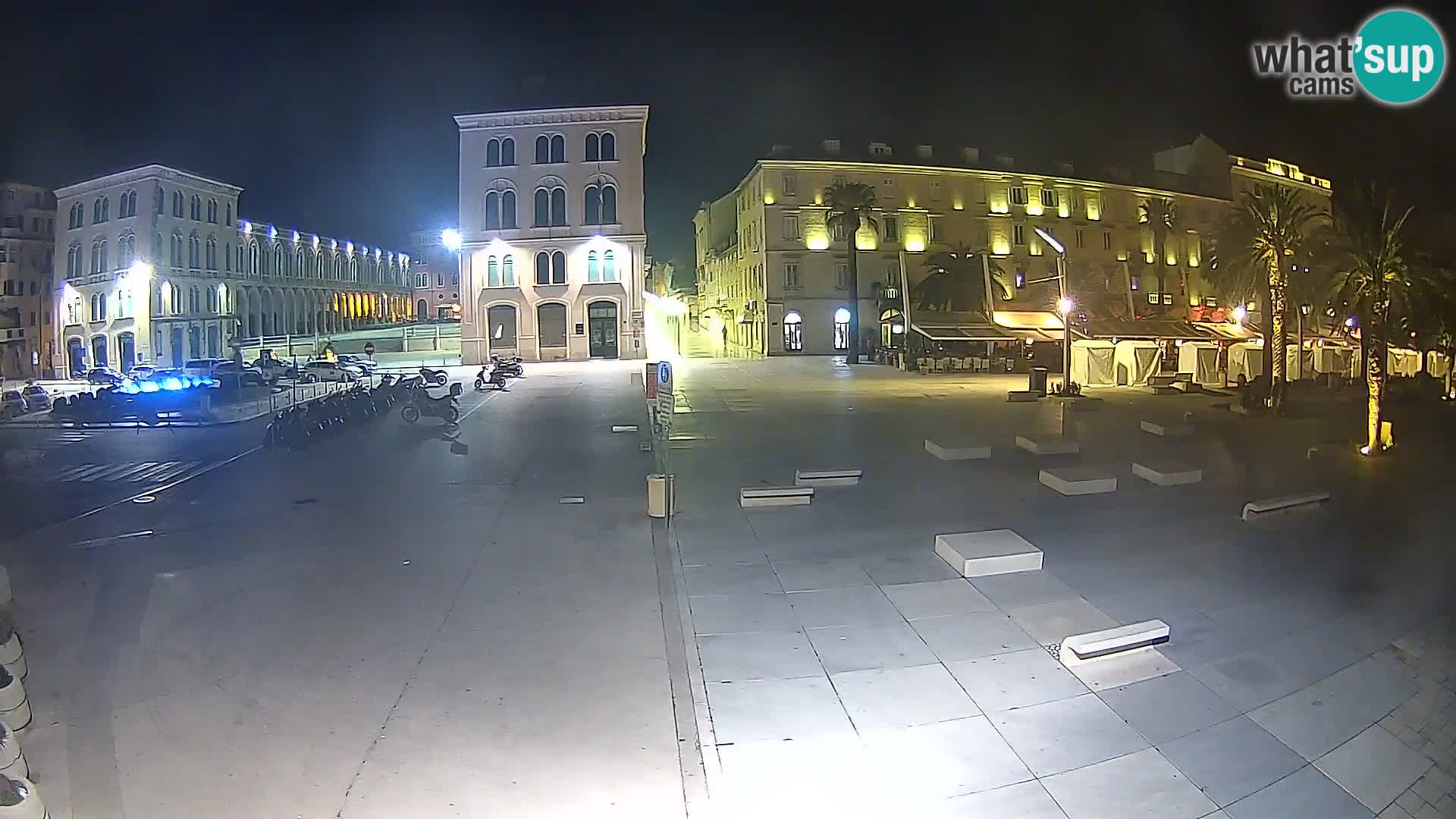 Webcam Split Riva – Prokurative | Trg Republike