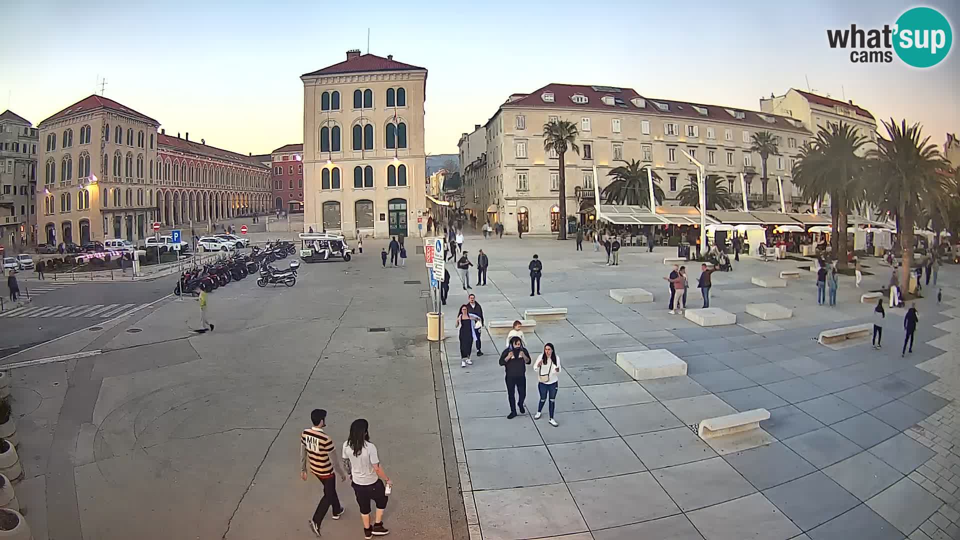 Webcam Split Riva – Prokurative | Trg Republike