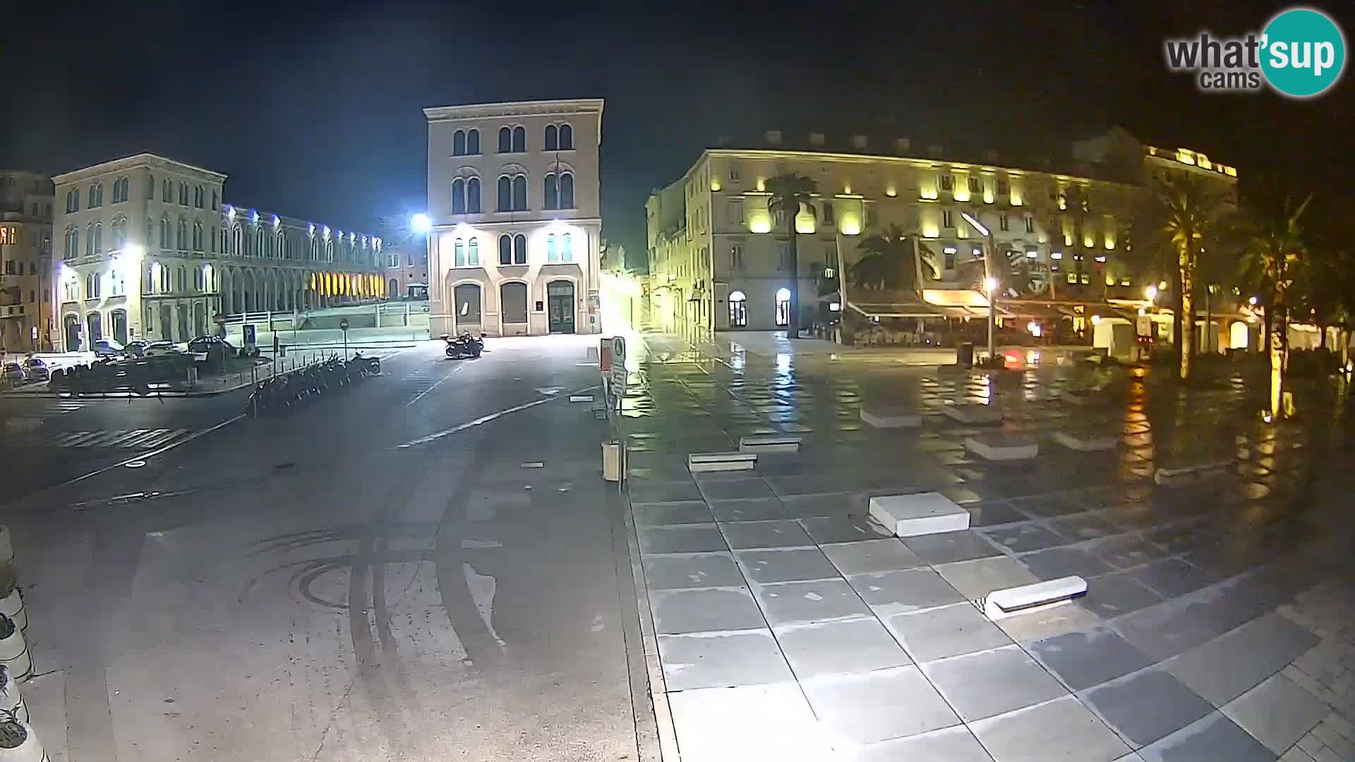 Webcam Split Riva – Prokurative | Trg Republike