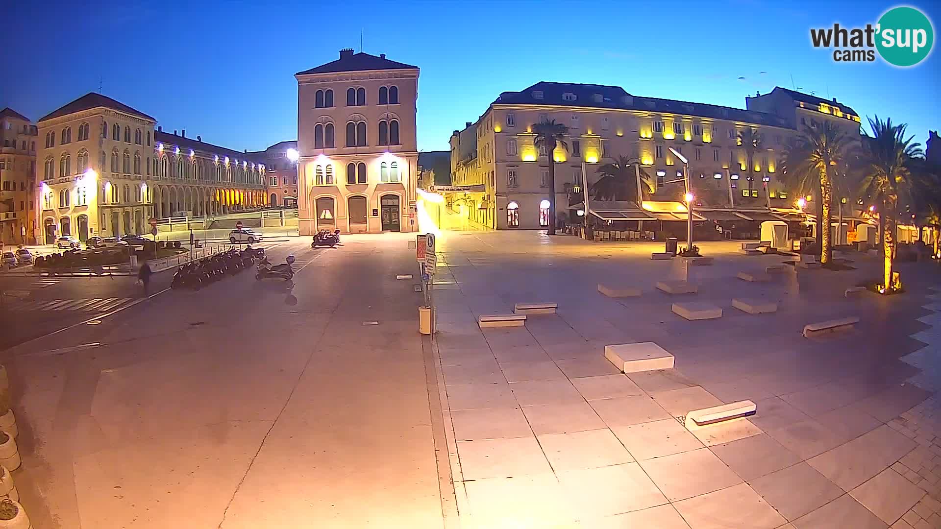 Split kamera Riva – Prokurative | Trg Republike